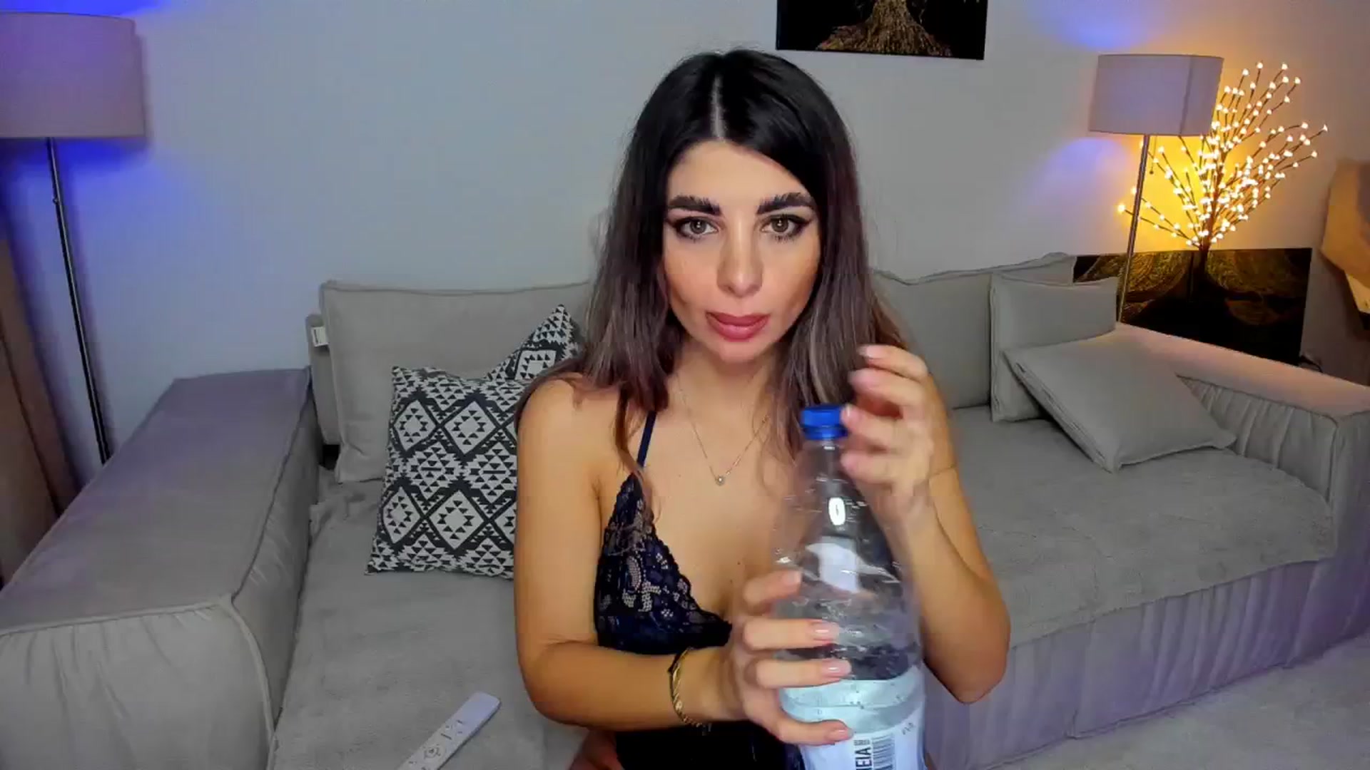 Gallery image thumbnail from KarlaStarx's myfreecams stream on, 12/05/2024, 02:14 image 18 of 20