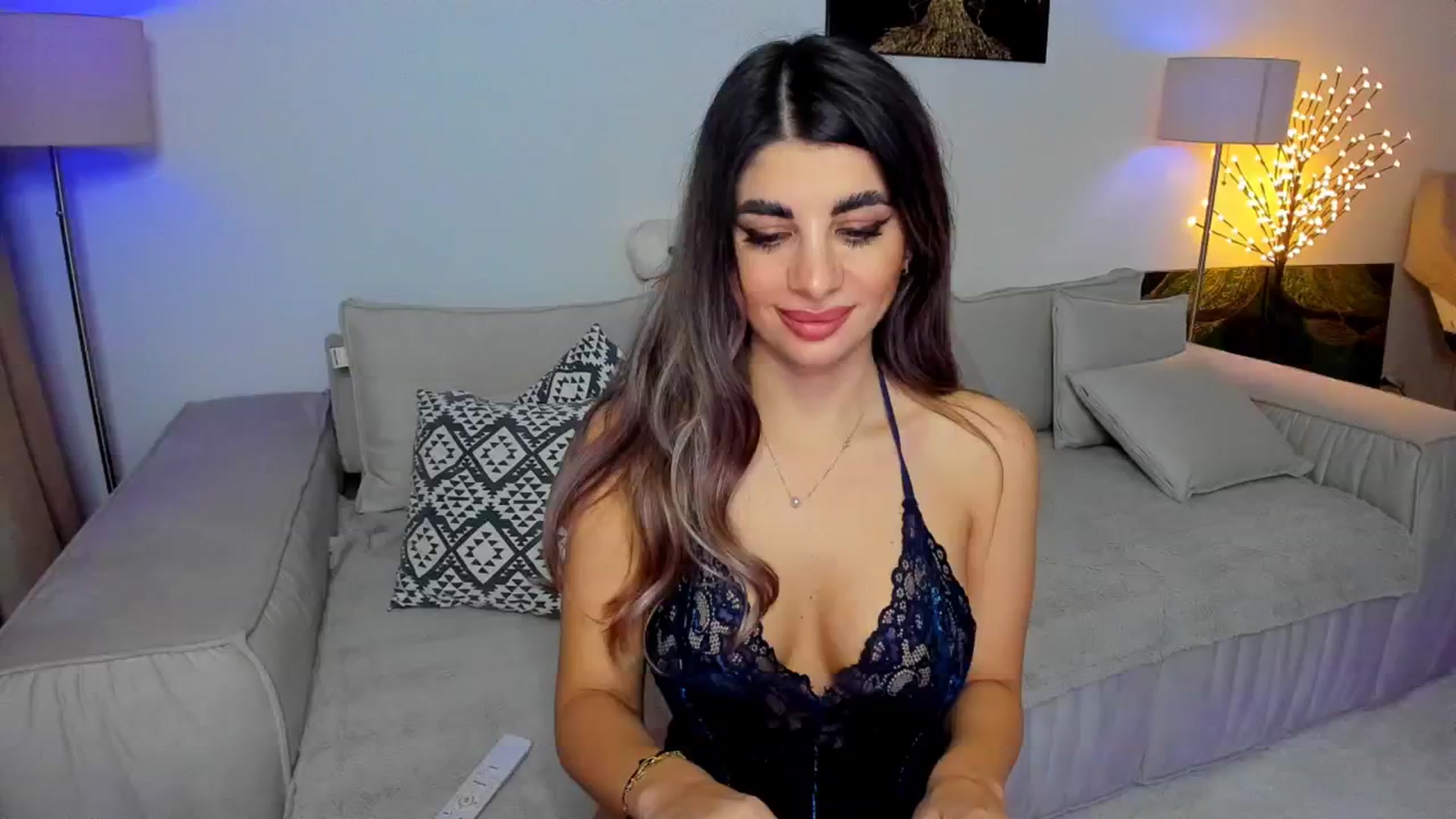 Gallery image thumbnail from KarlaStarx's myfreecams stream on, 12/05/2024, 02:14 image 15 of 20