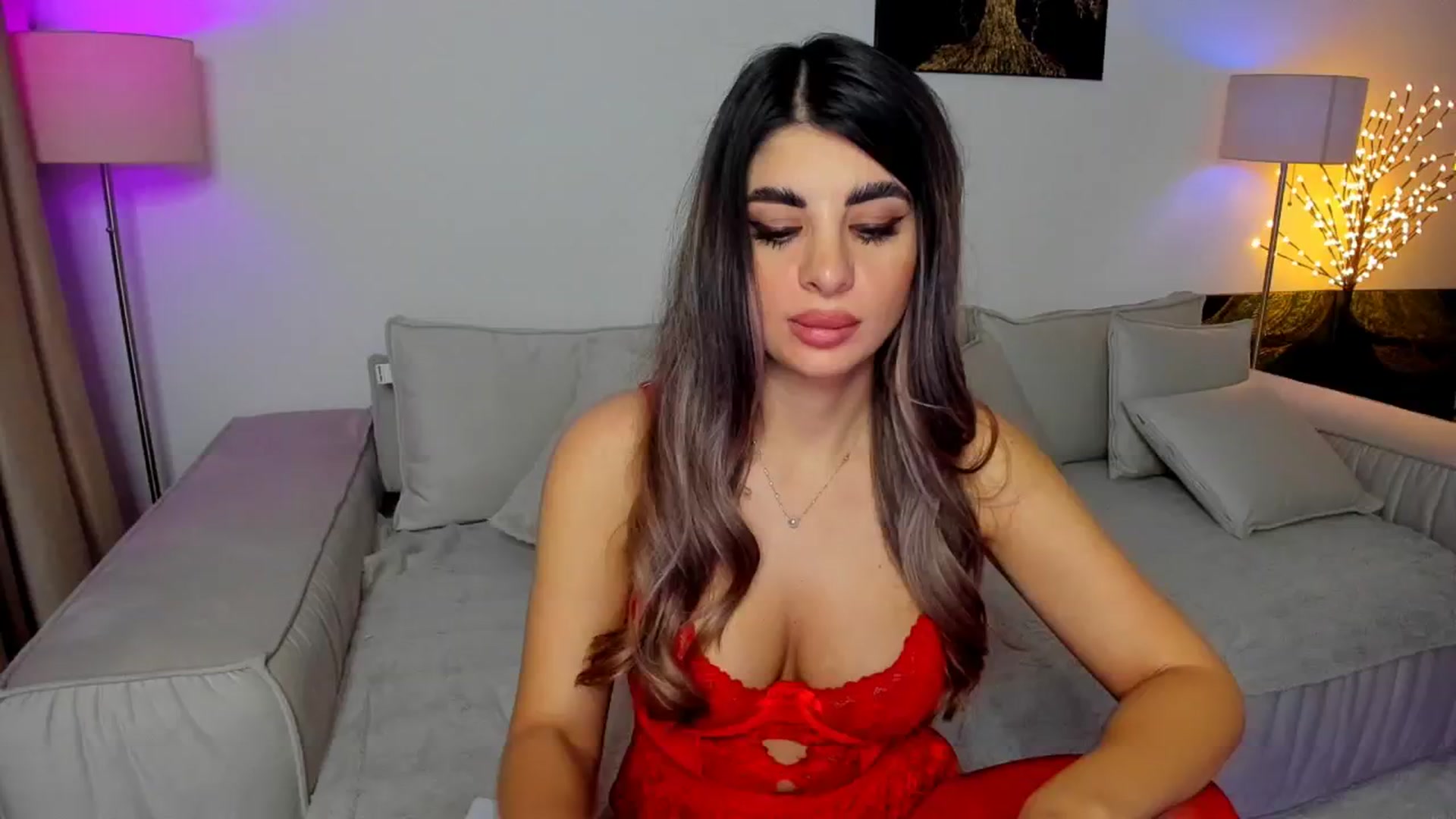 Gallery image thumbnail from KarlaStarx's myfreecams stream on, 12/06/2024, 05:10 image 10 of 20