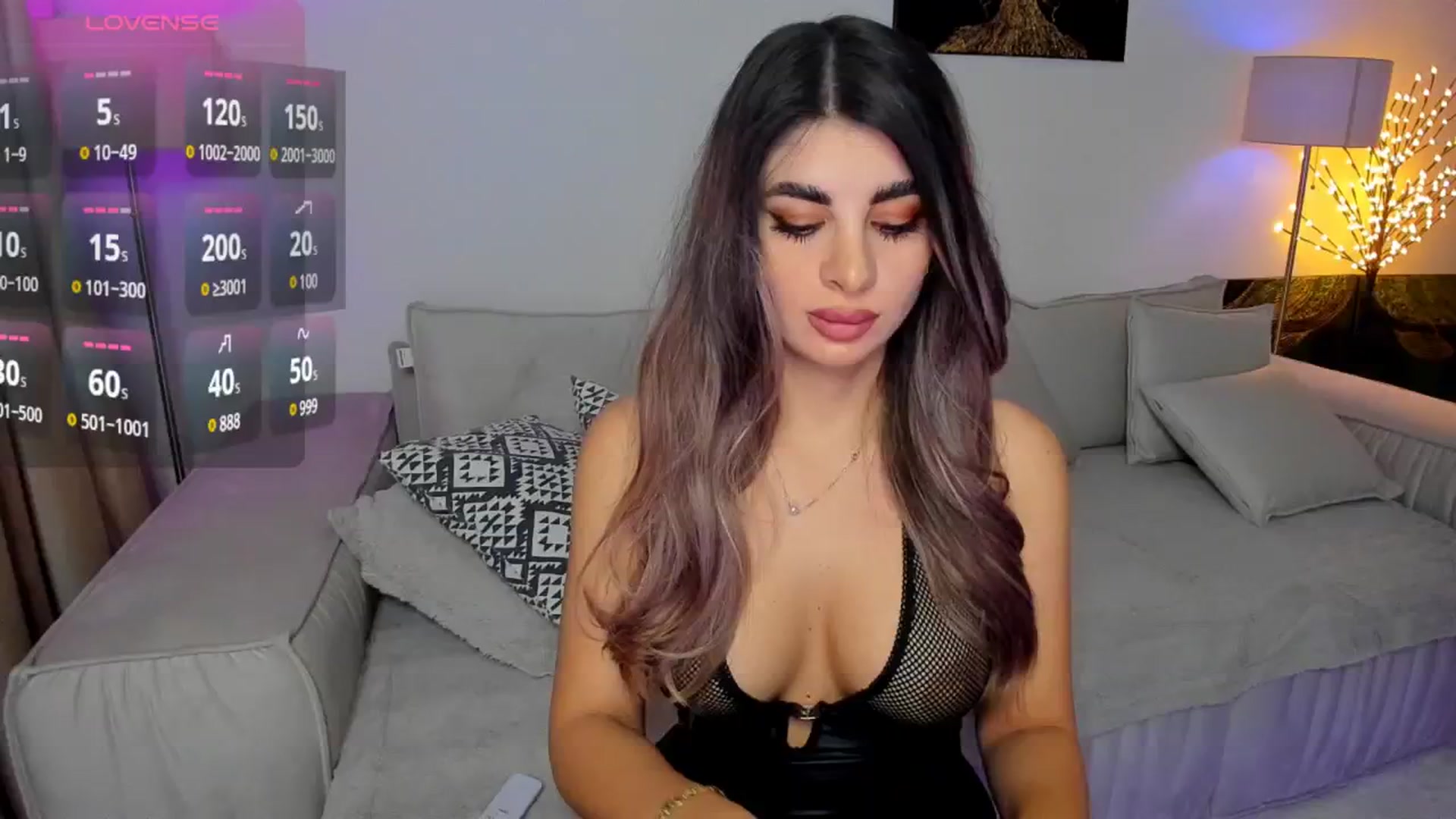 Gallery image thumbnail from KarlaStarx's myfreecams stream on, 12/07/2024, 24:03 image 4 of 20