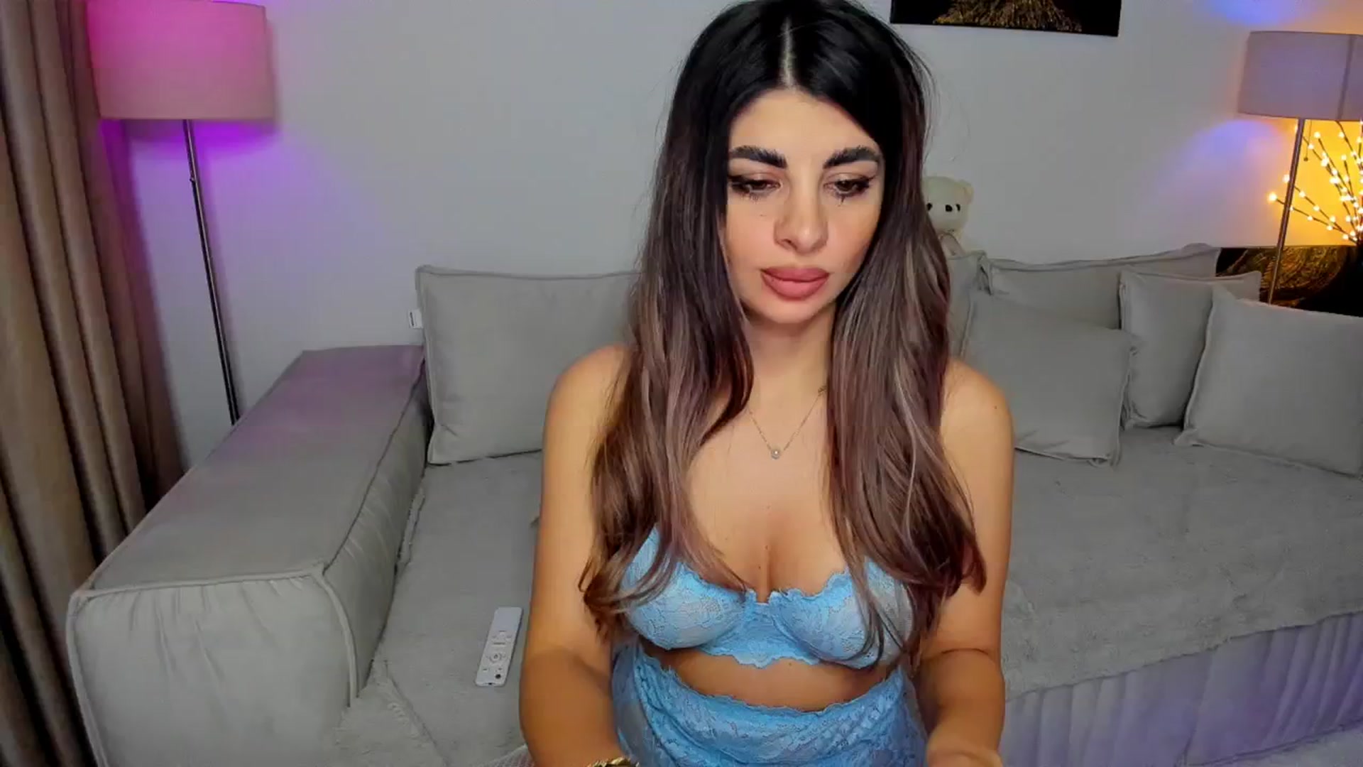 Gallery image thumbnail from KarlaStarx's myfreecams stream on, 12/08/2024, 06:34 image 6 of 20