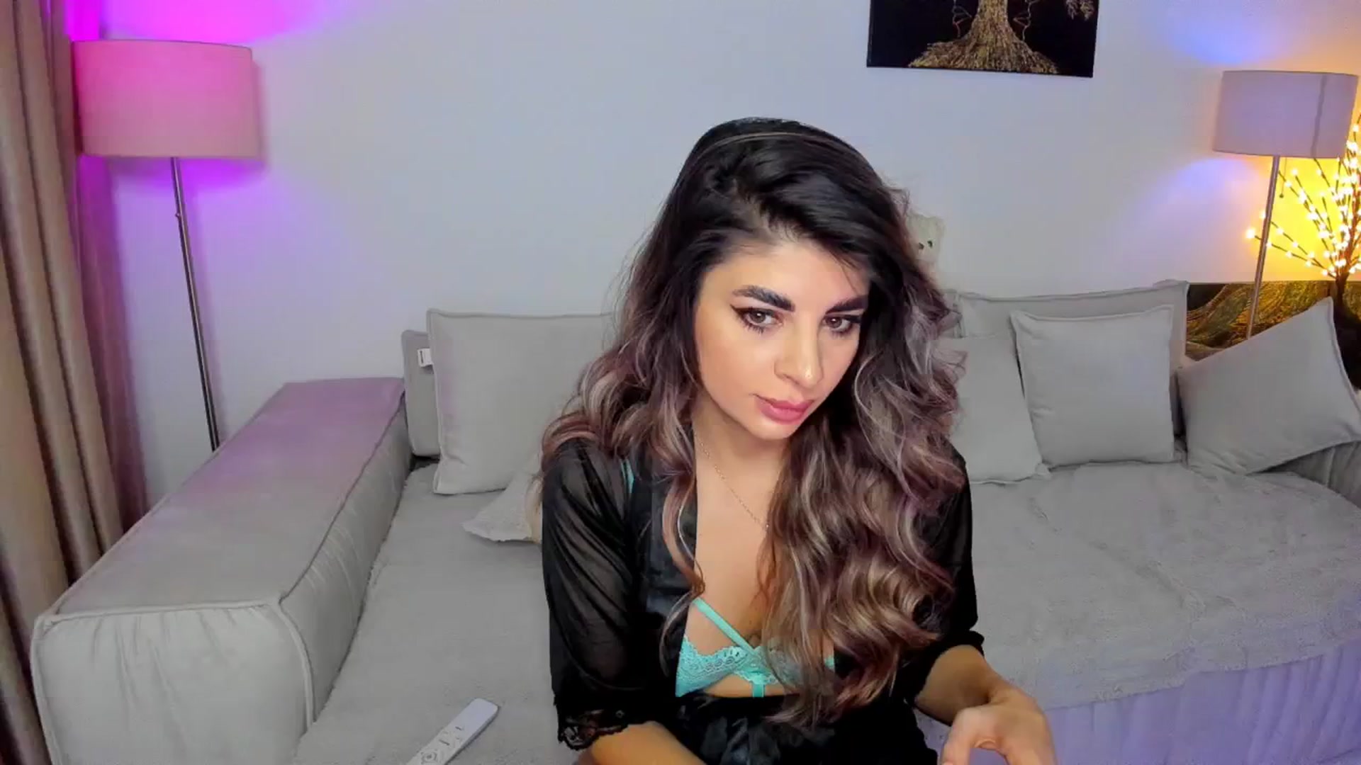 Gallery image thumbnail from KarlaStarx's myfreecams stream on, 12/13/2024, 02:20 image 3 of 20