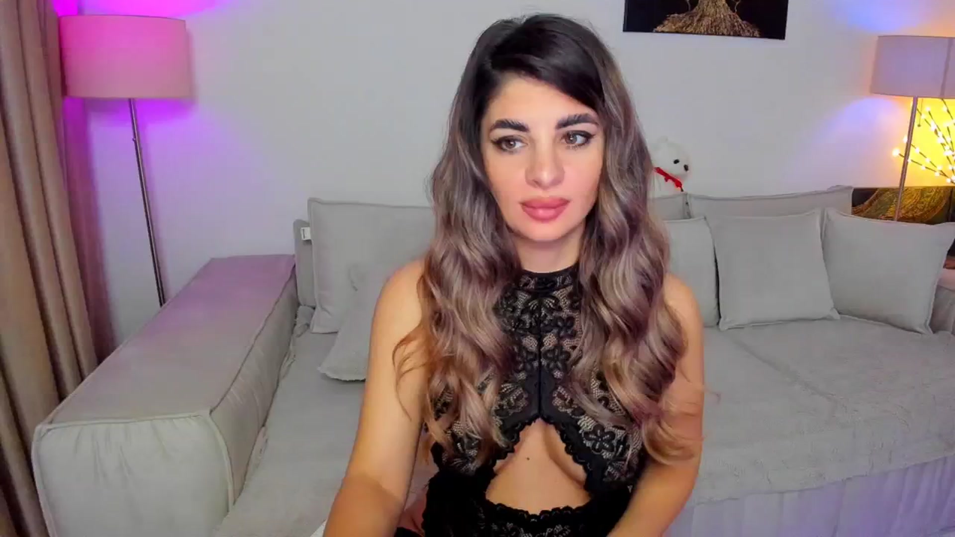 Gallery image thumbnail from KarlaStarx's myfreecams stream on, 12/14/2024, 04:48 image 3 of 20