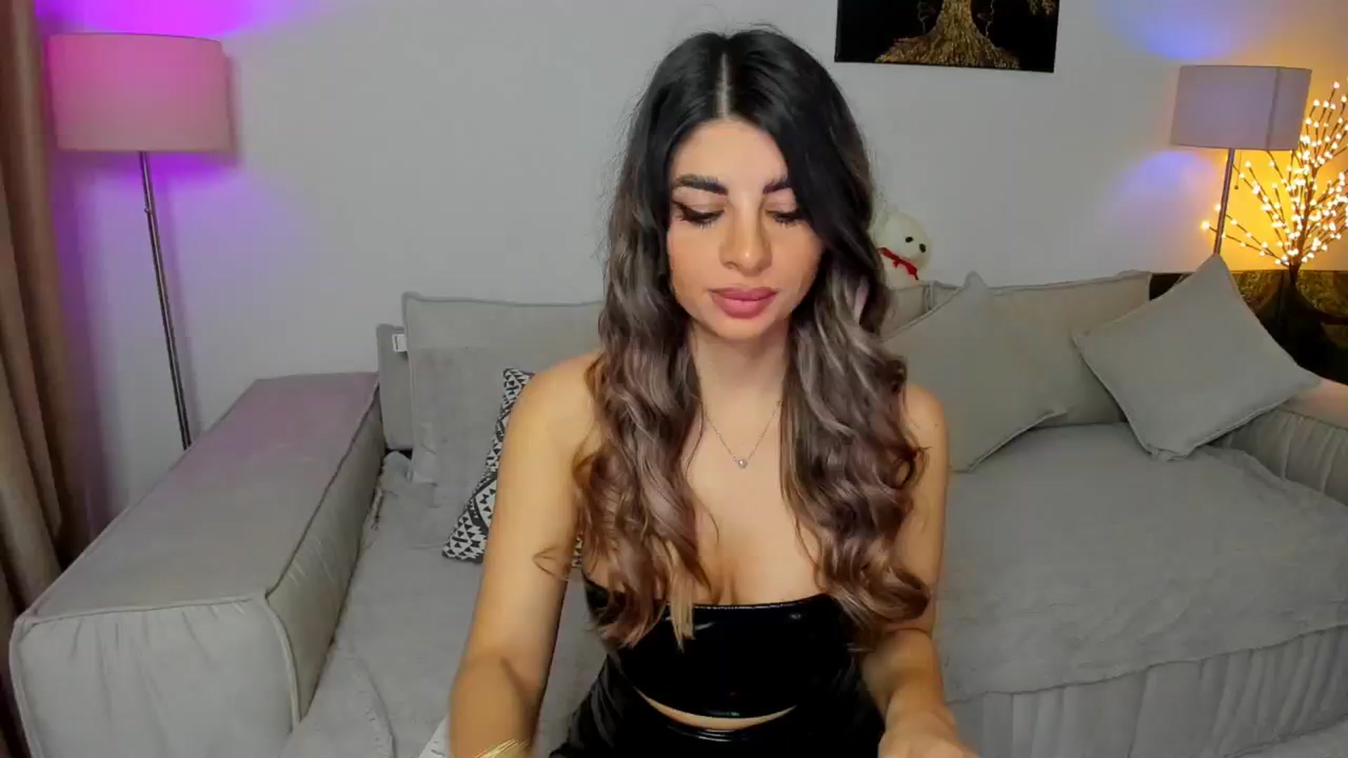 Gallery image thumbnail from KarlaStarx's myfreecams stream on, 12/30/2024, 04:07 image 5 of 20