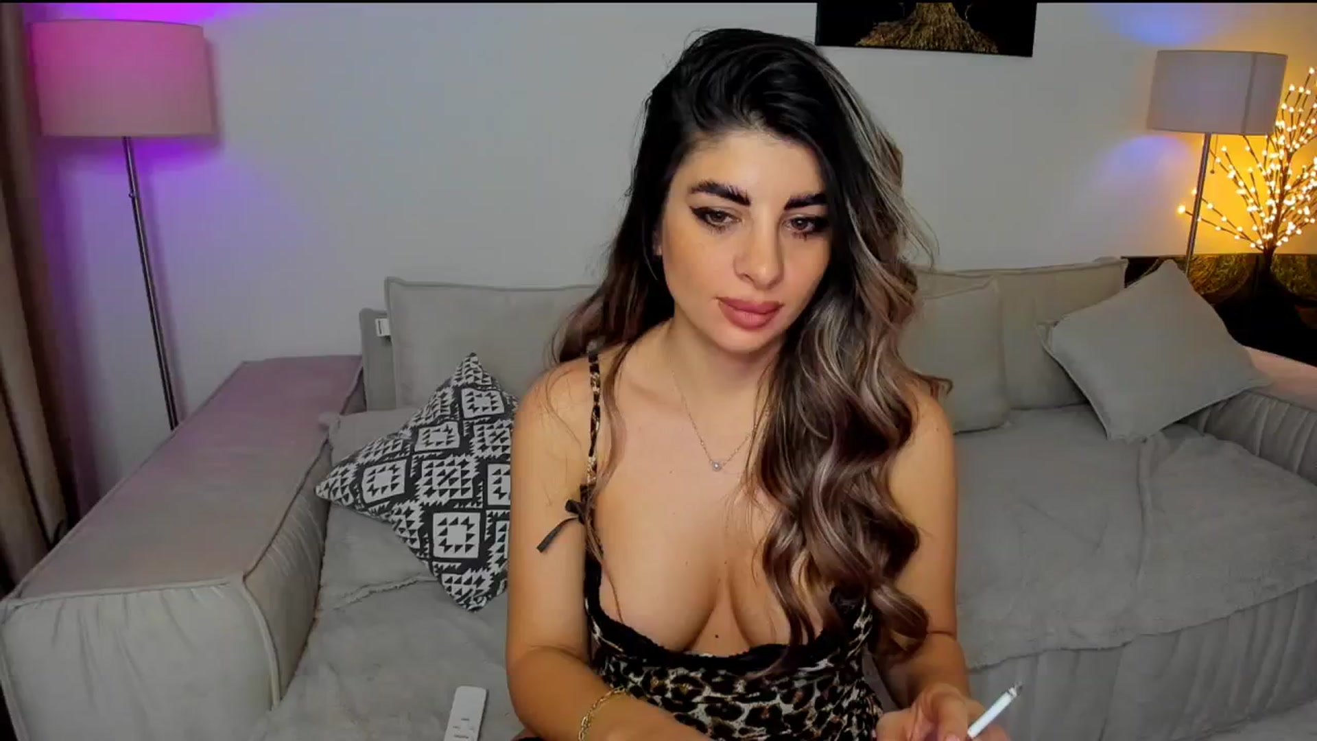 Gallery image thumbnail from KarlaStarx's myfreecams stream on, 01/05/2025, 05:49 image 5 of 20