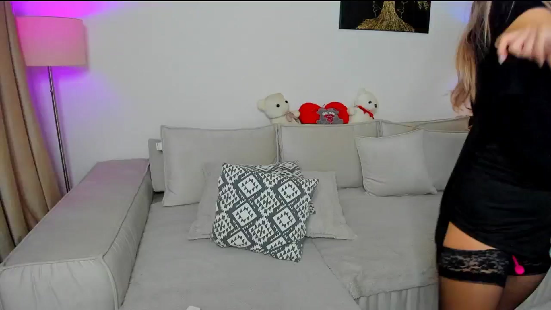Gallery image thumbnail from KarlaStarx's myfreecams stream on, 01/09/2025, 24:07 image 5 of 20