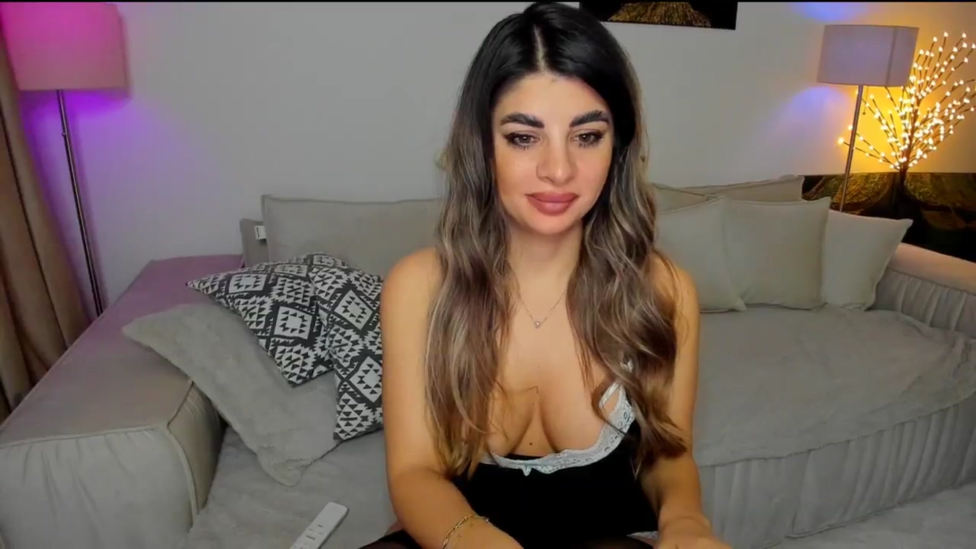 Gallery image thumbnail from KarlaStarx's myfreecams stream on, 01/09/2025, 01:12 image 5 of 20
