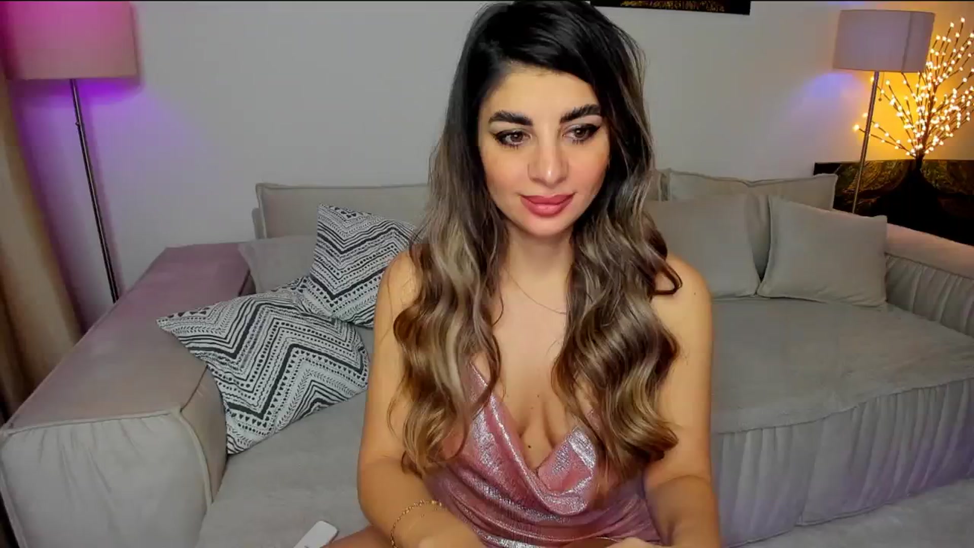Gallery image thumbnail from KarlaStarx's myfreecams stream on, 01/31/2025, 03:52 image 7 of 20