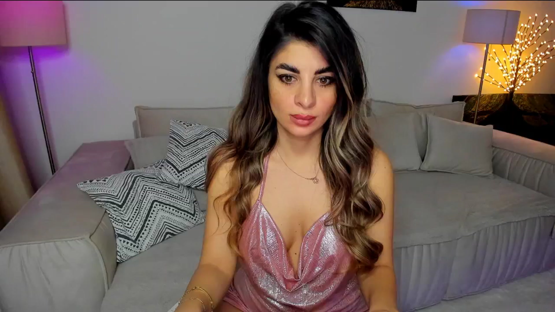 Gallery image thumbnail from KarlaStarx's myfreecams stream on, 01/31/2025, 03:52 image 12 of 20