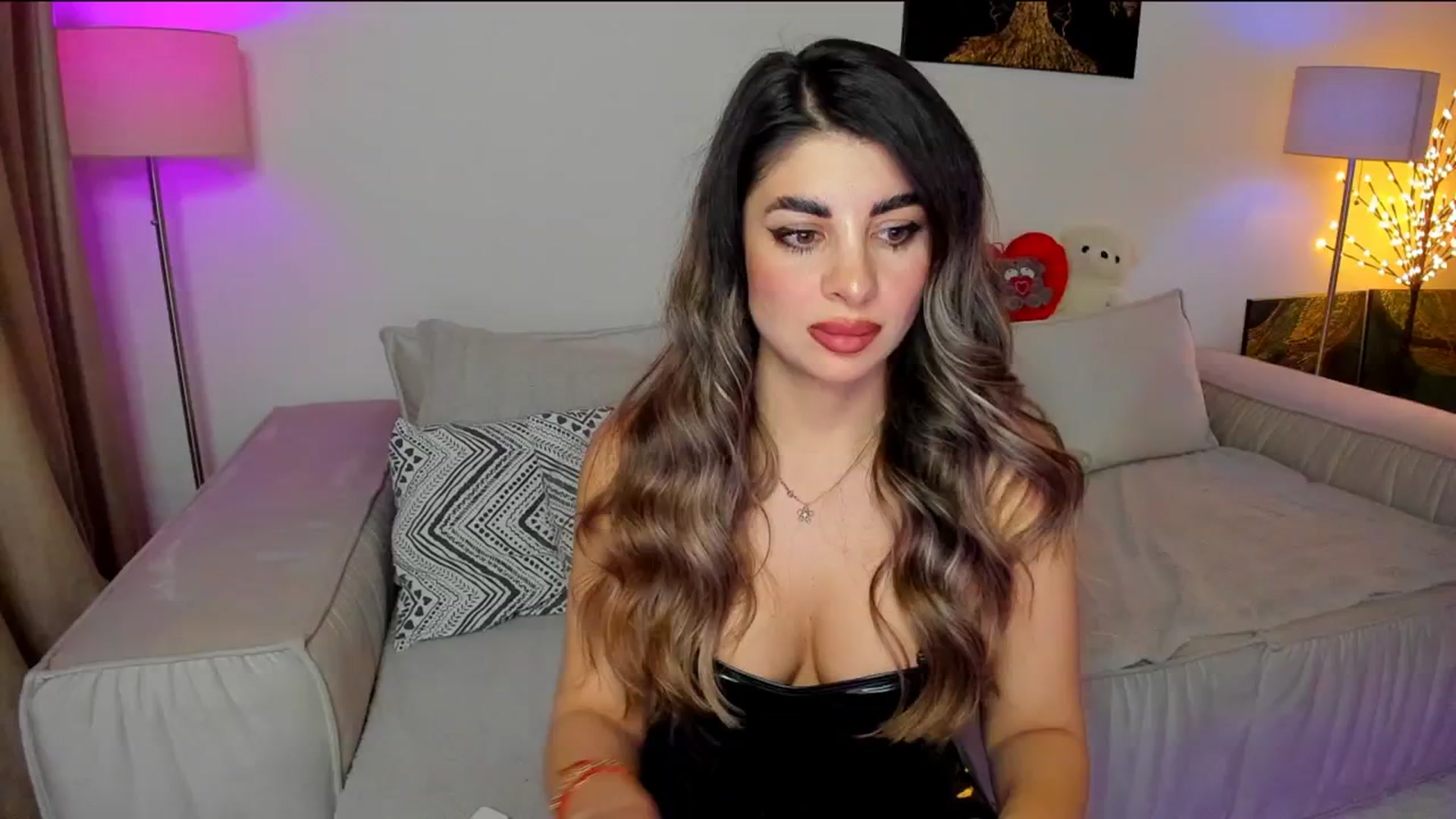 Gallery image thumbnail from KarlaStarx's myfreecams stream on, 03/14/2025, 01:55 image 1 of 20