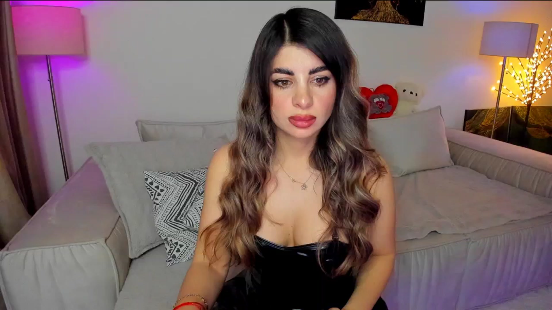 Gallery image thumbnail from KarlaStarx's myfreecams stream on, 03/14/2025, 01:55 image 10 of 20