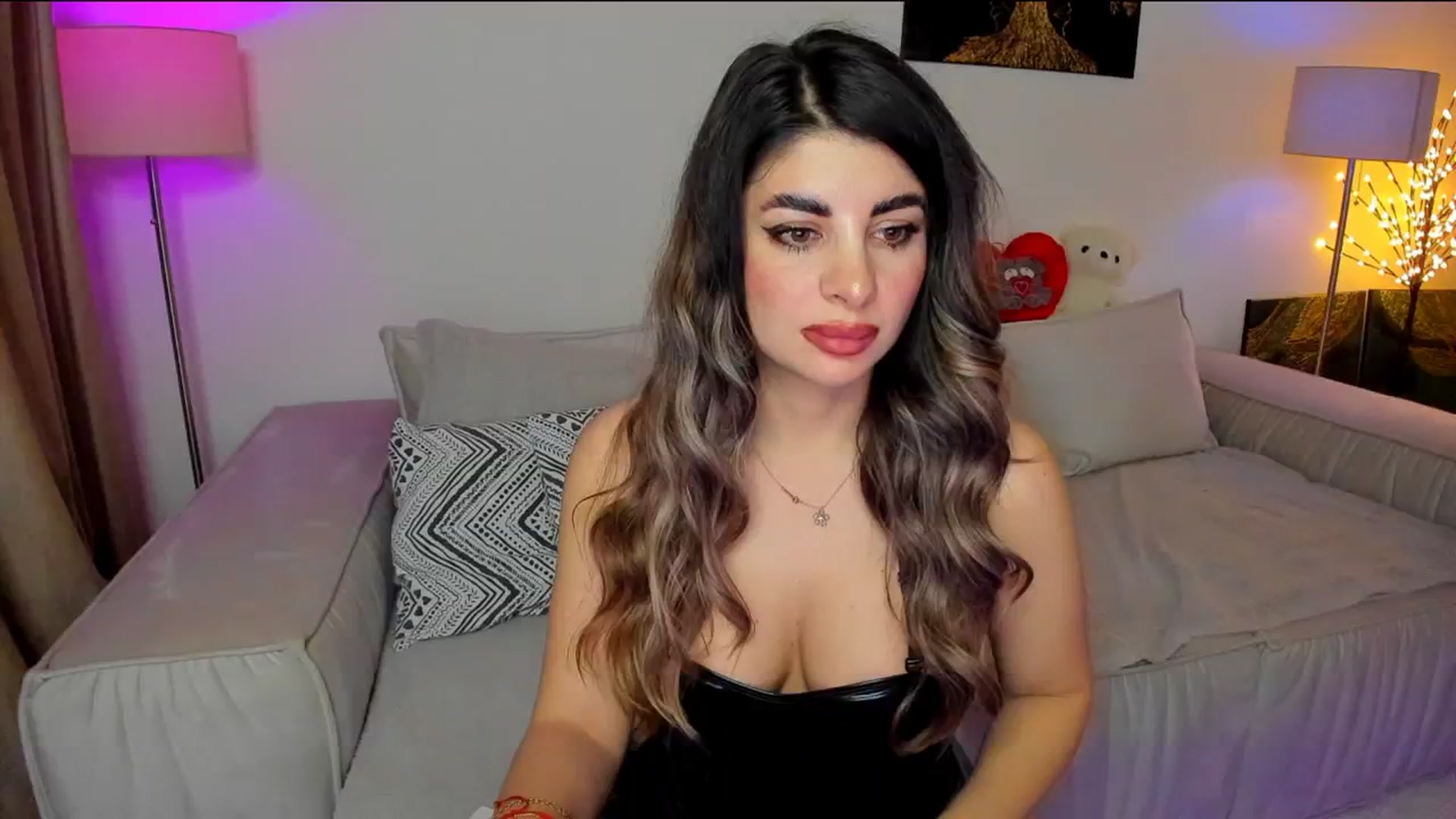 Gallery image thumbnail from KarlaStarx's myfreecams stream on, 03/14/2025, 01:55 image 3 of 20