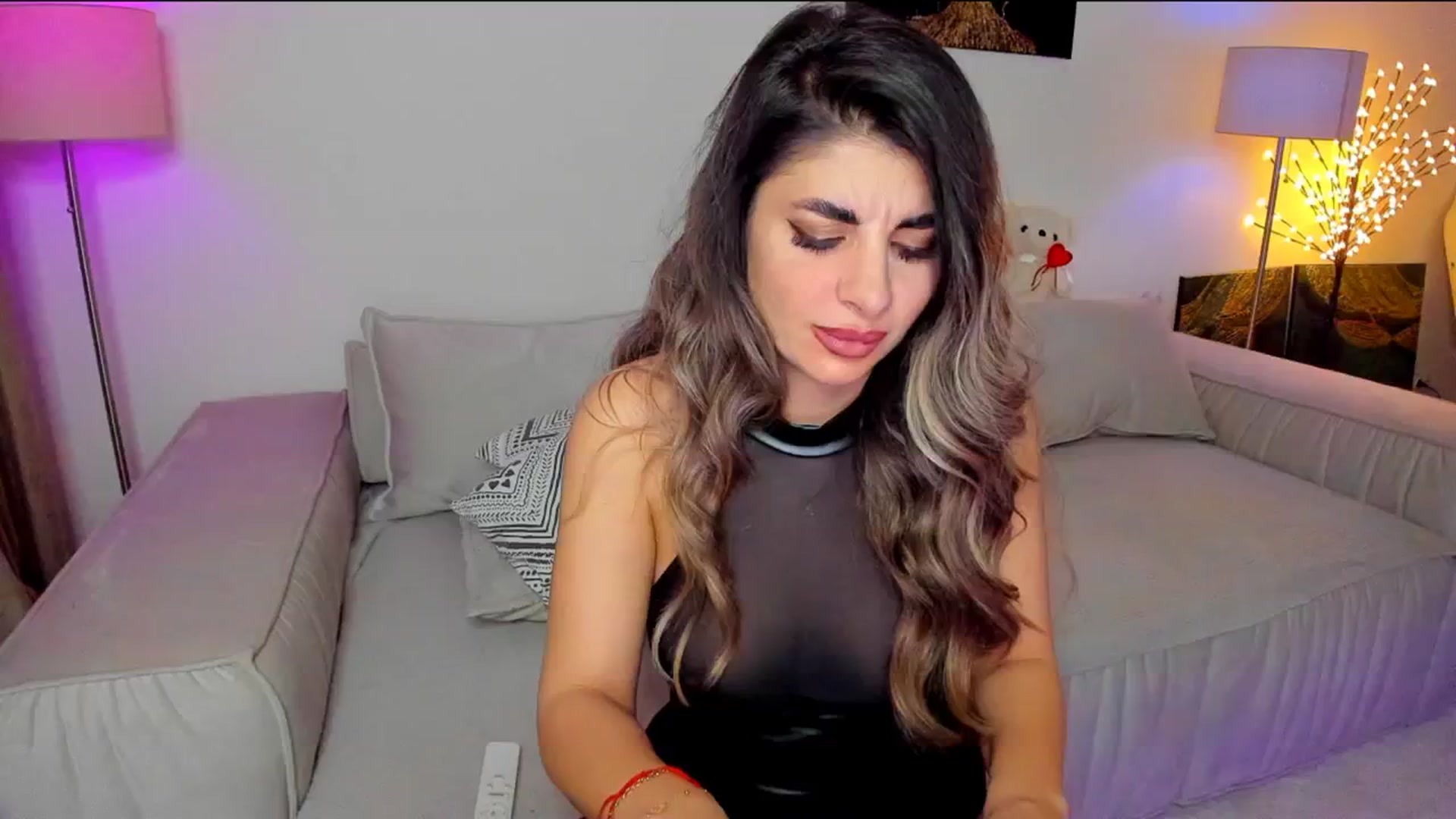 Gallery image thumbnail from KarlaStarx's myfreecams stream on, 03/17/2025, 24:58 image 5 of 20