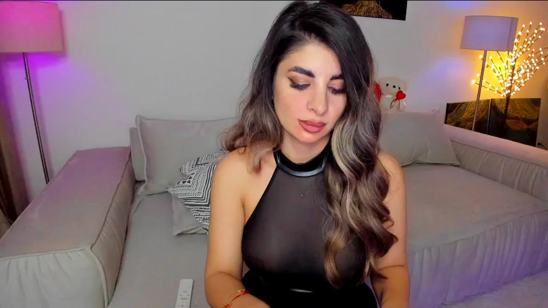 Gallery image thumbnail from KarlaStarx's myfreecams stream on, 03/17/2025, 24:58 image 19 of 20