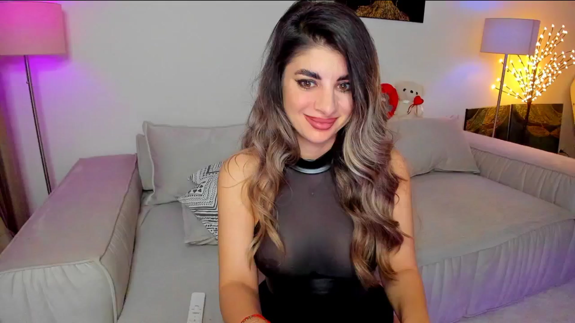 Gallery image thumbnail from KarlaStarx's myfreecams stream on, 03/17/2025, 24:58 image 6 of 20