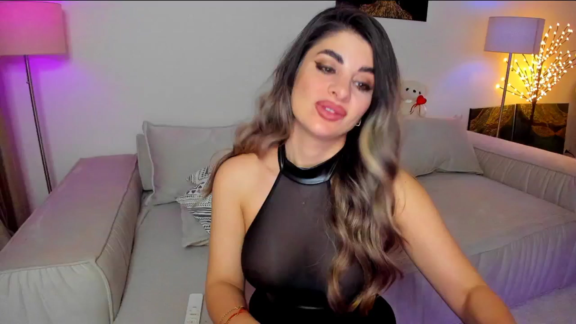 Gallery image thumbnail from KarlaStarx's myfreecams stream on, 03/17/2025, 24:58 image 14 of 20