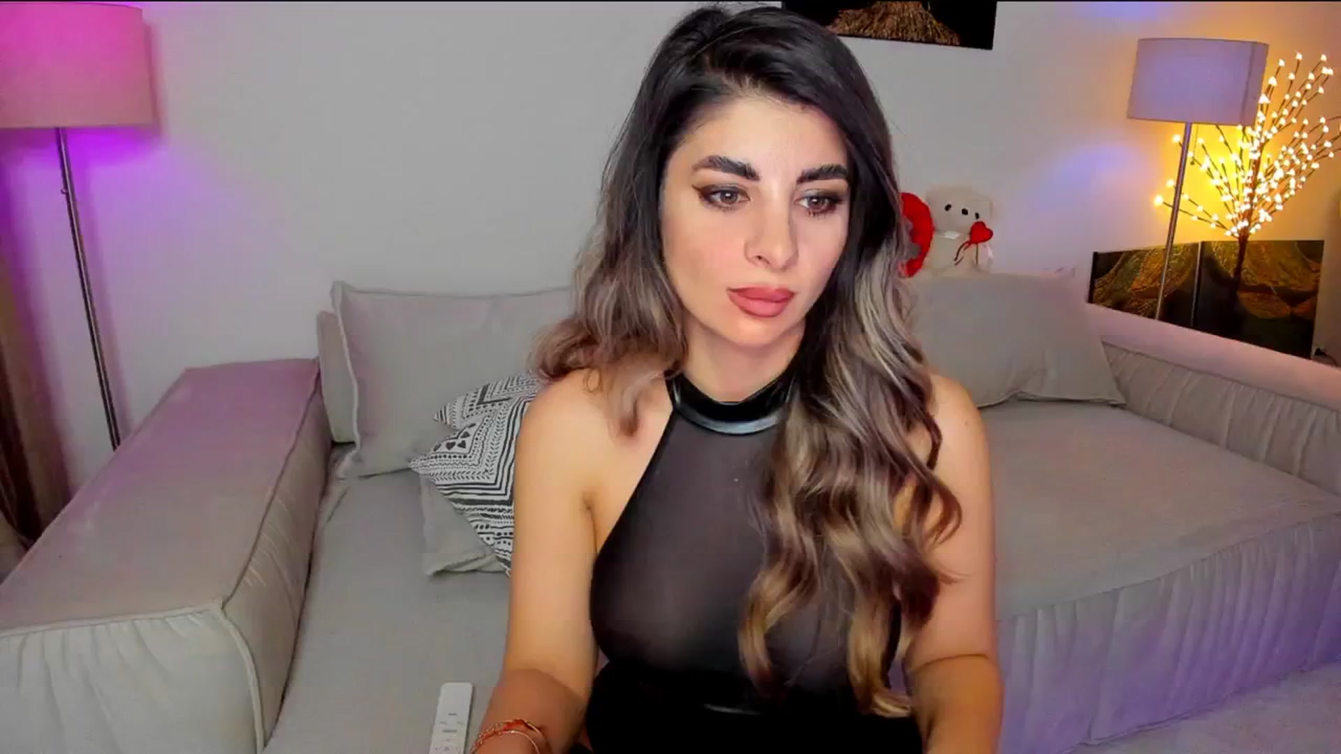 Gallery image thumbnail from KarlaStarx's myfreecams stream on, 03/17/2025, 24:58 image 20 of 20