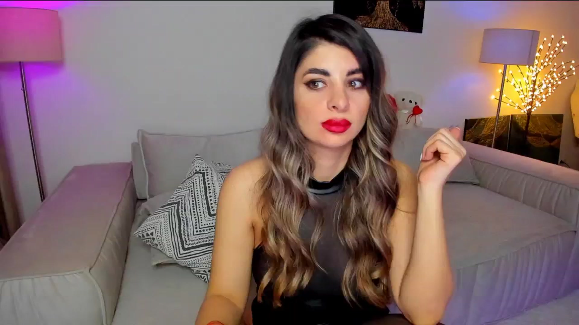 Gallery image thumbnail from KarlaStarx's myfreecams stream on, 03/17/2025, 02:47 image 20 of 20