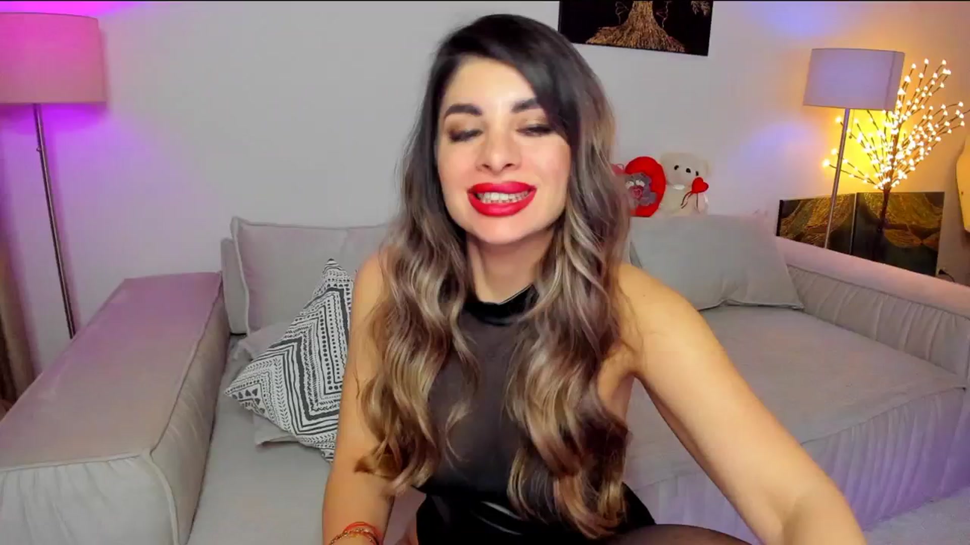 Gallery image thumbnail from KarlaStarx's myfreecams stream on, 03/17/2025, 02:47 image 19 of 20