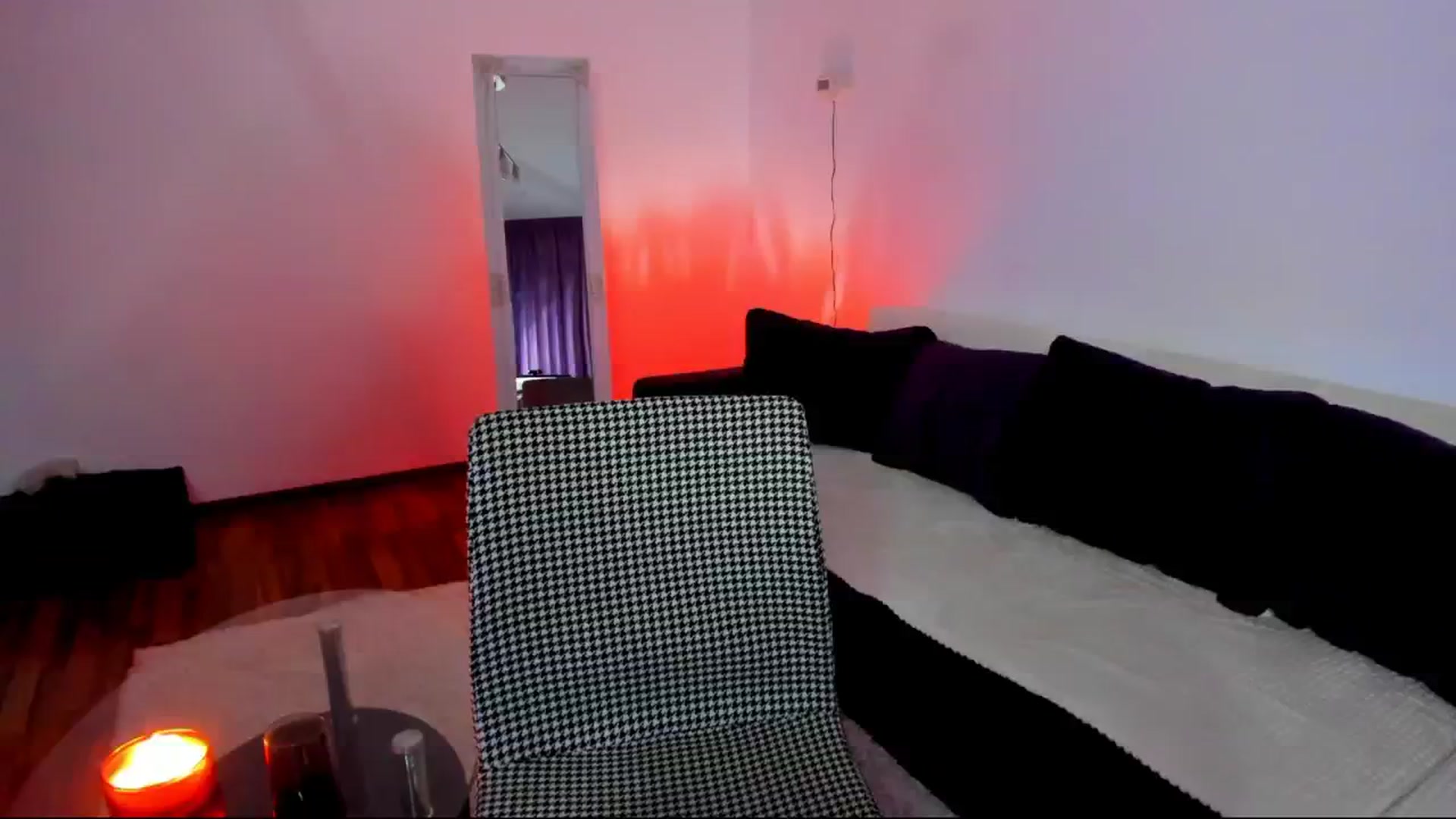 Gallery image thumbnail from KarlaStarx's myfreecams stream on, 03/30/2025, 01:46 image 6 of 20