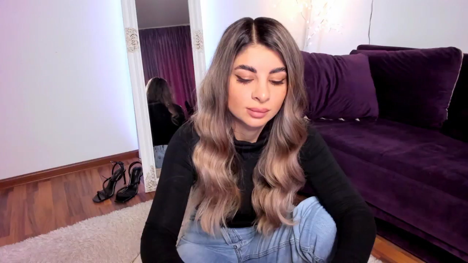 Gallery image thumbnail from KarlaStarx's myfreecams stream on, 03/03/2026, 12:40 image 14 of 20