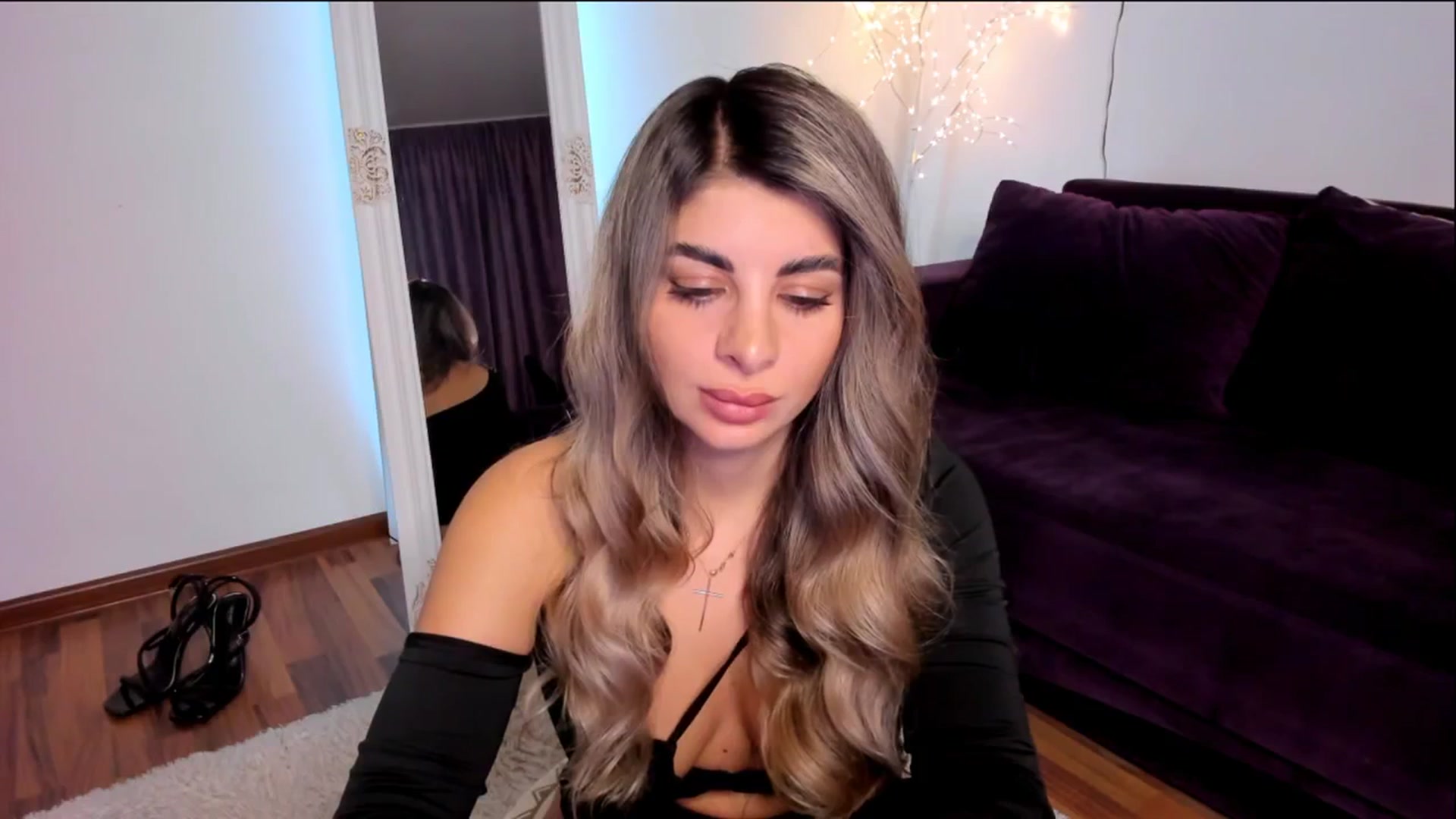 Gallery image thumbnail from KarlaStarx's myfreecams stream on, 03/04/2026, 23:17 image 14 of 20