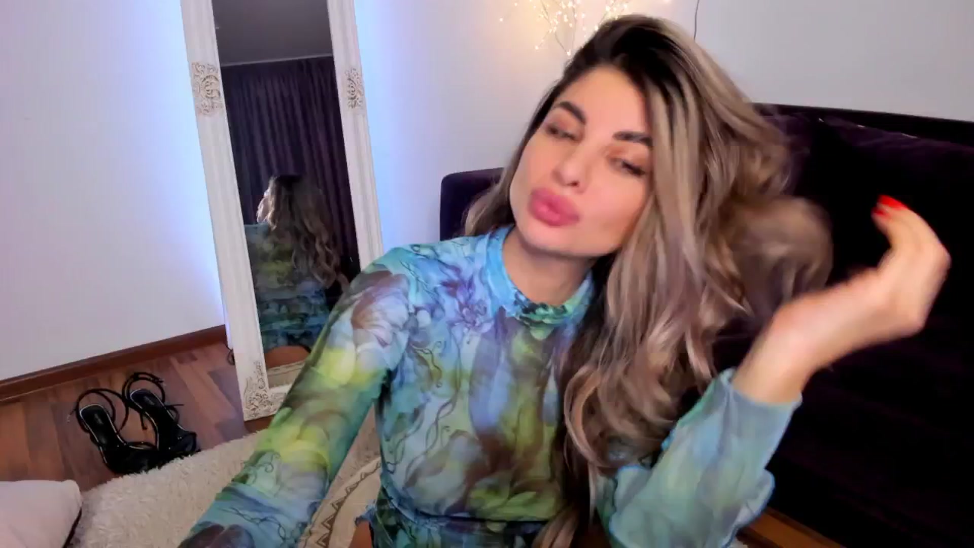 Gallery image thumbnail from KarlaStarx's myfreecams stream on, 03/09/2026, 01:37 image 19 of 20