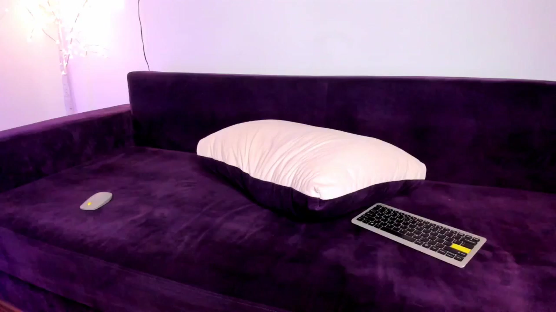 Gallery image thumbnail from KarlaStarx's myfreecams stream on, 03/30/2026, 24:33 image 8 of 20