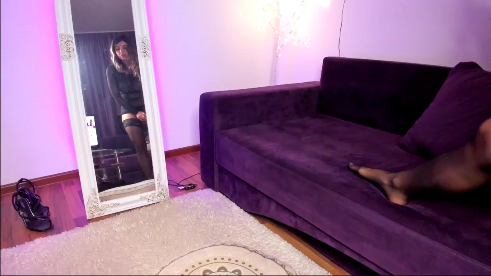 Gallery image thumbnail from KarlaStarx's myfreecams stream on, 04/18/2026, 03:43 image 5 of 20