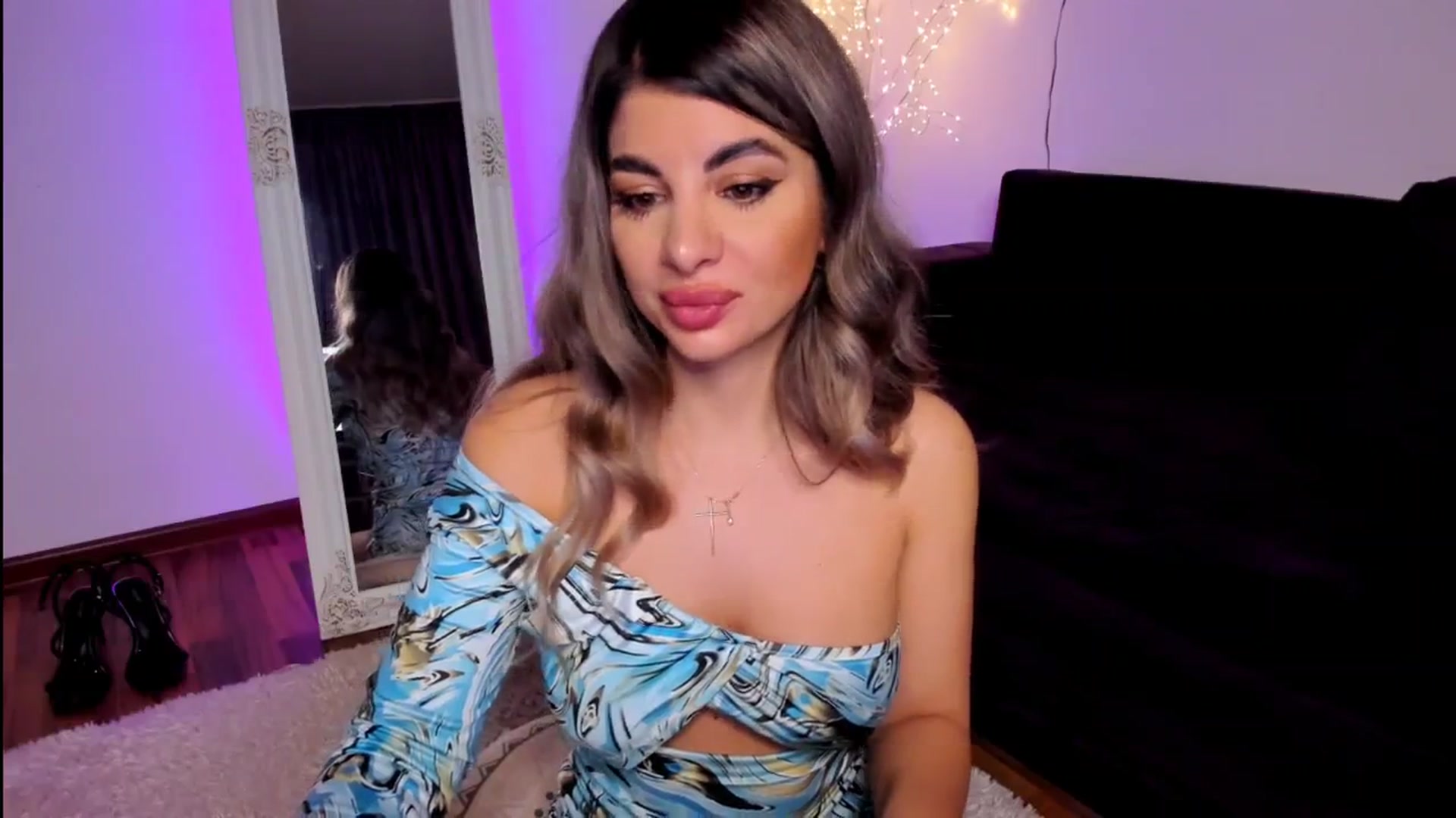 Gallery image thumbnail from KarlaStarx's myfreecams stream on, 04/19/2026, 24:02 image 9 of 20