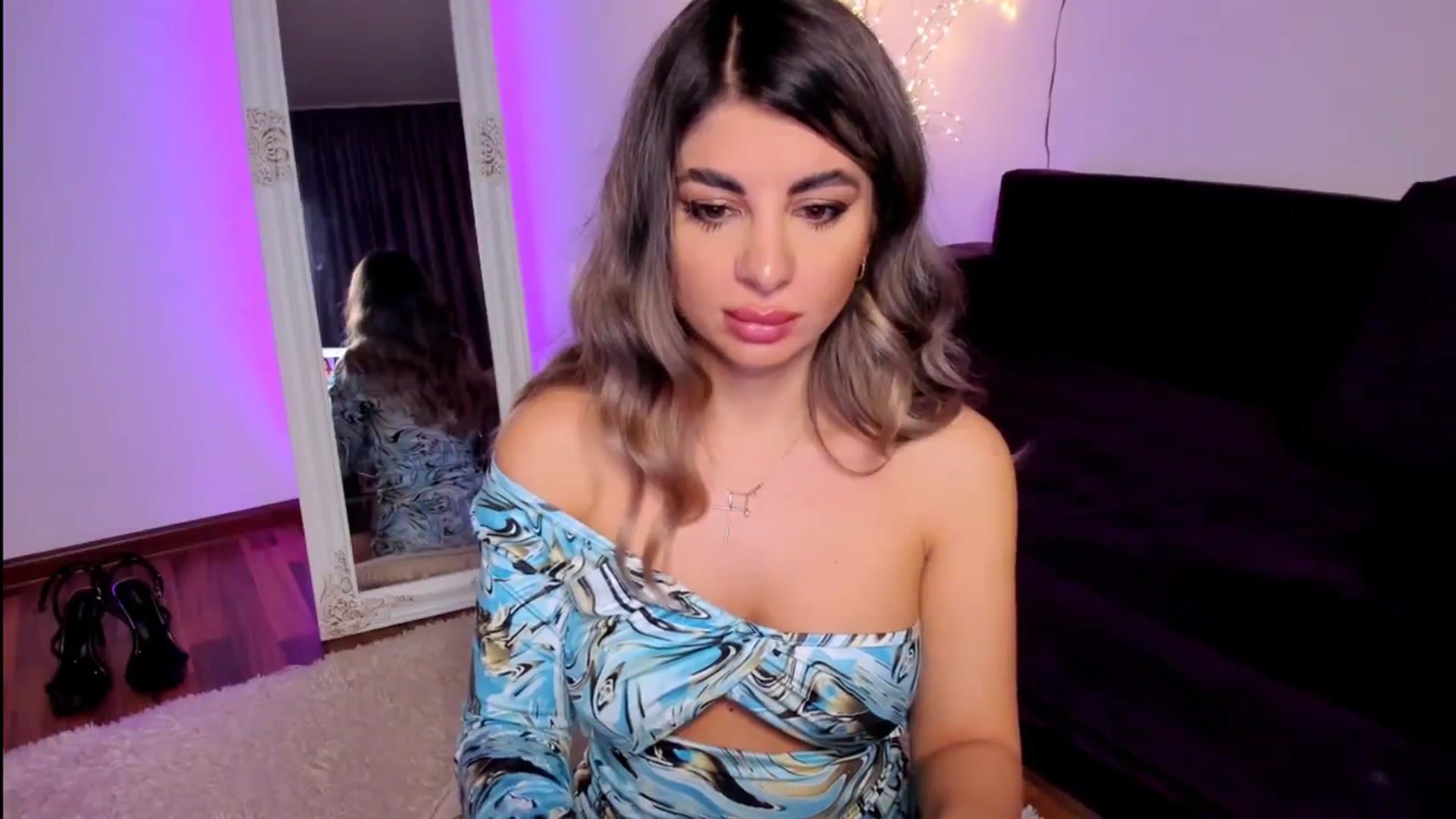 Gallery image thumbnail from KarlaStarx's myfreecams stream on, 04/19/2026, 24:02 image 8 of 20