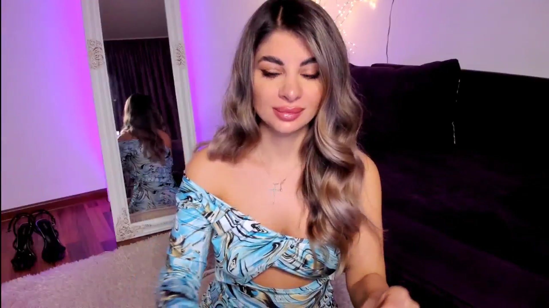 Gallery image thumbnail from KarlaStarx's myfreecams stream on, 04/19/2026, 24:02 image 2 of 20