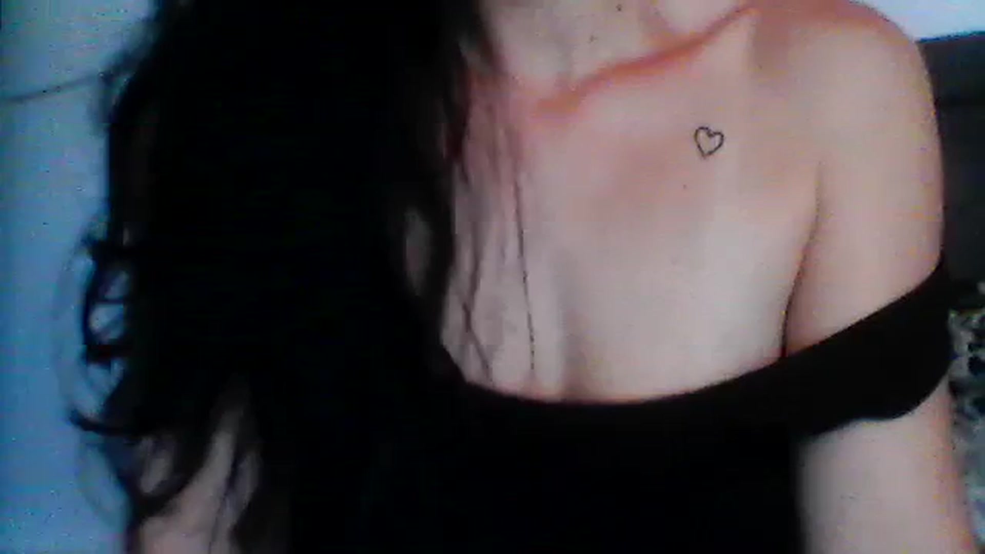 Gallery image thumbnail from Karlasxy01's myfreecams stream on, 08/13/2023, 10:45 image 7 of 20