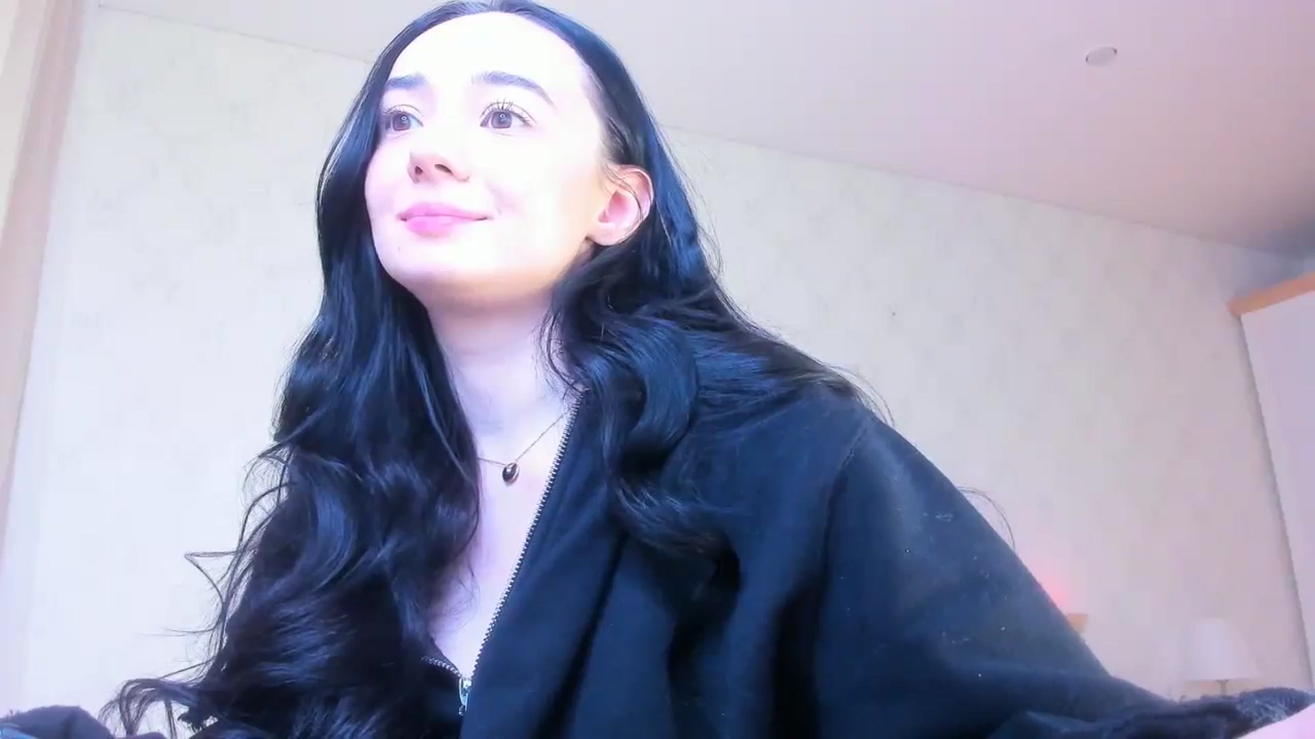 Gallery image thumbnail from Karlee_Grey_'s myfreecams stream on, 12/10/2024, 10:13 image 3 of 20