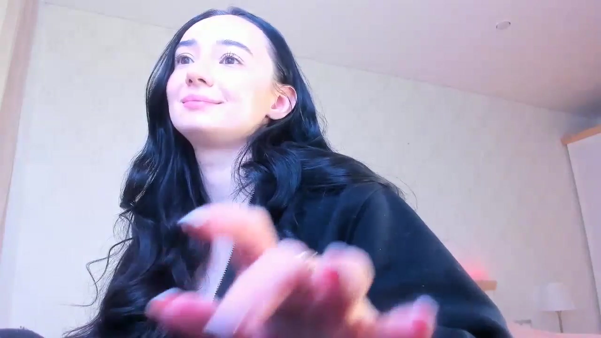 Gallery image thumbnail from Karlee_Grey_'s myfreecams stream on, 12/10/2024, 10:13 image 5 of 20