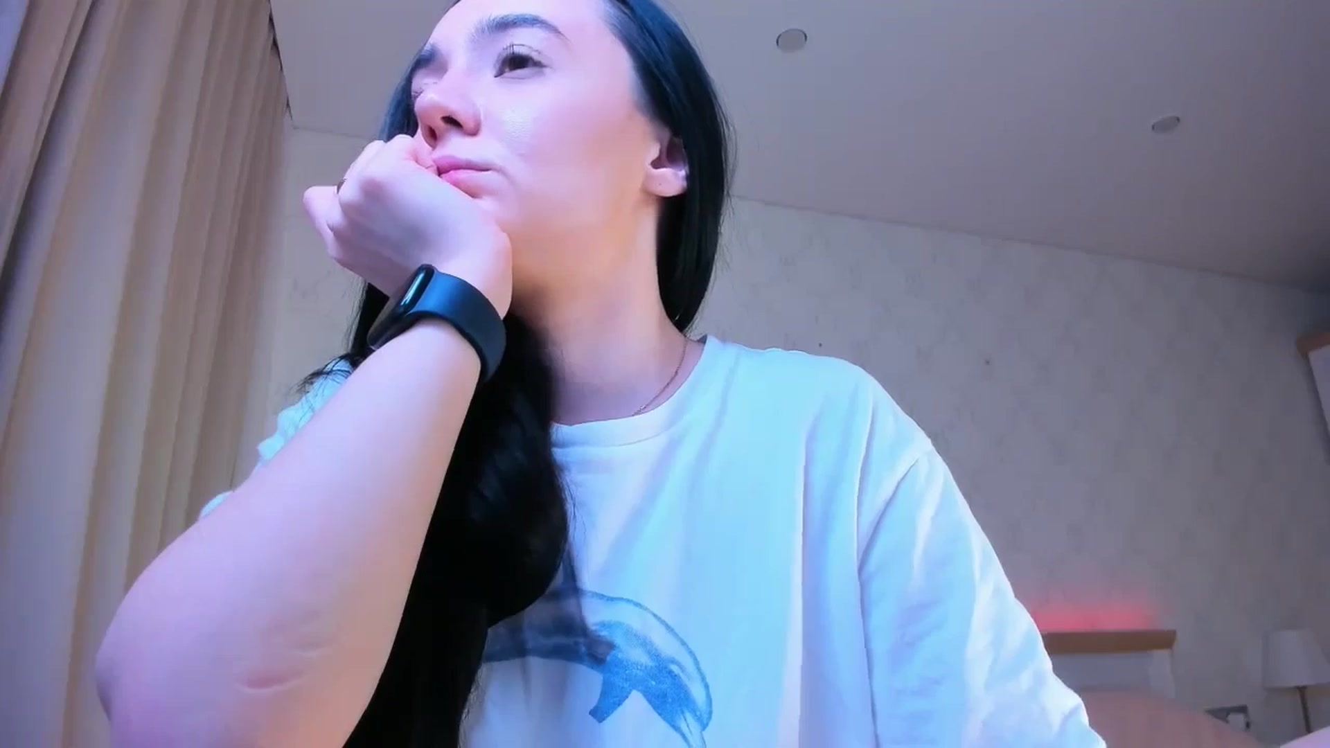 Gallery image thumbnail from Karlee_Grey_'s myfreecams stream on, 12/16/2024, 18:19 image 13 of 20