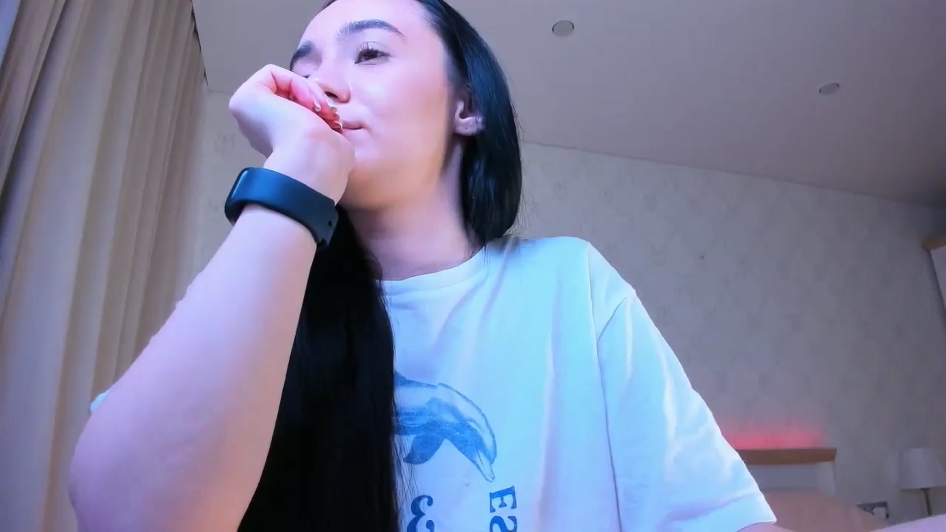 Gallery image thumbnail from Karlee_Grey_'s myfreecams stream on, 12/16/2024, 18:19 image 11 of 20