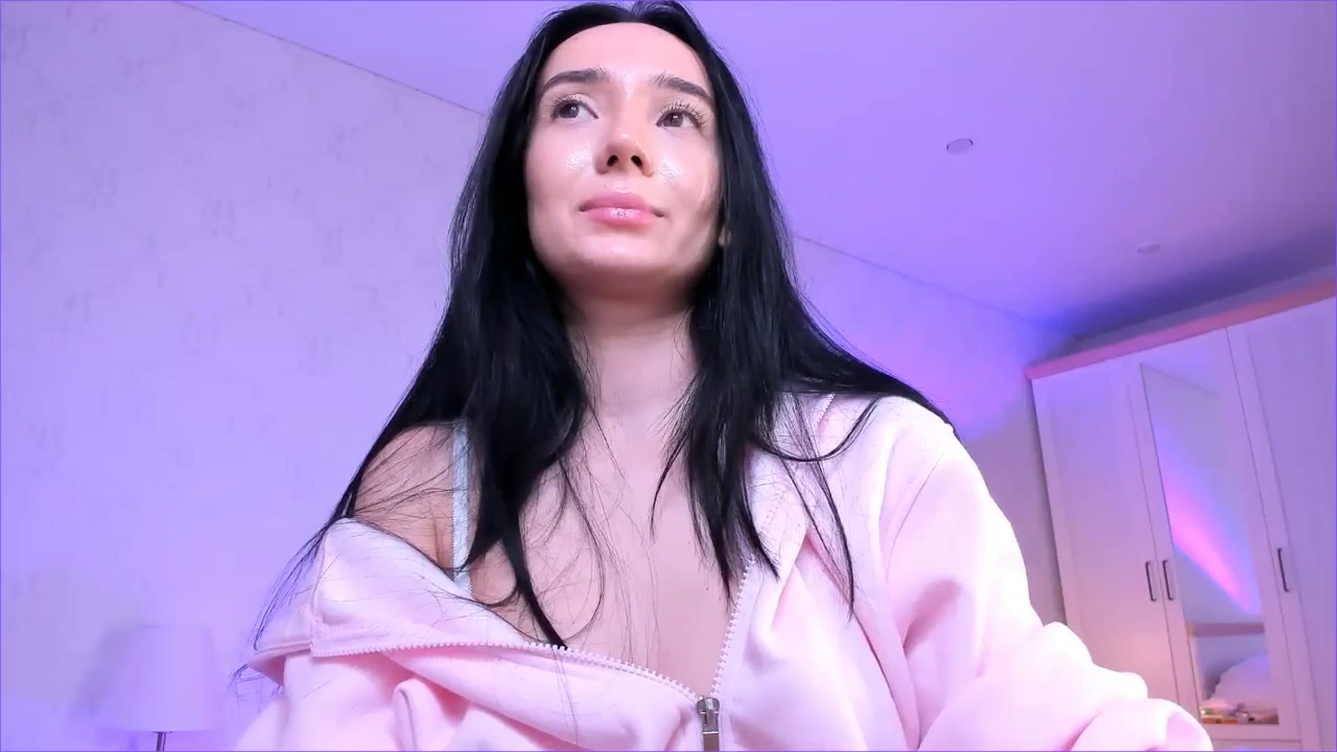 Gallery image thumbnail from Karlee_Grey_'s myfreecams stream on, 11/09/2025, 09:26 image 13 of 20