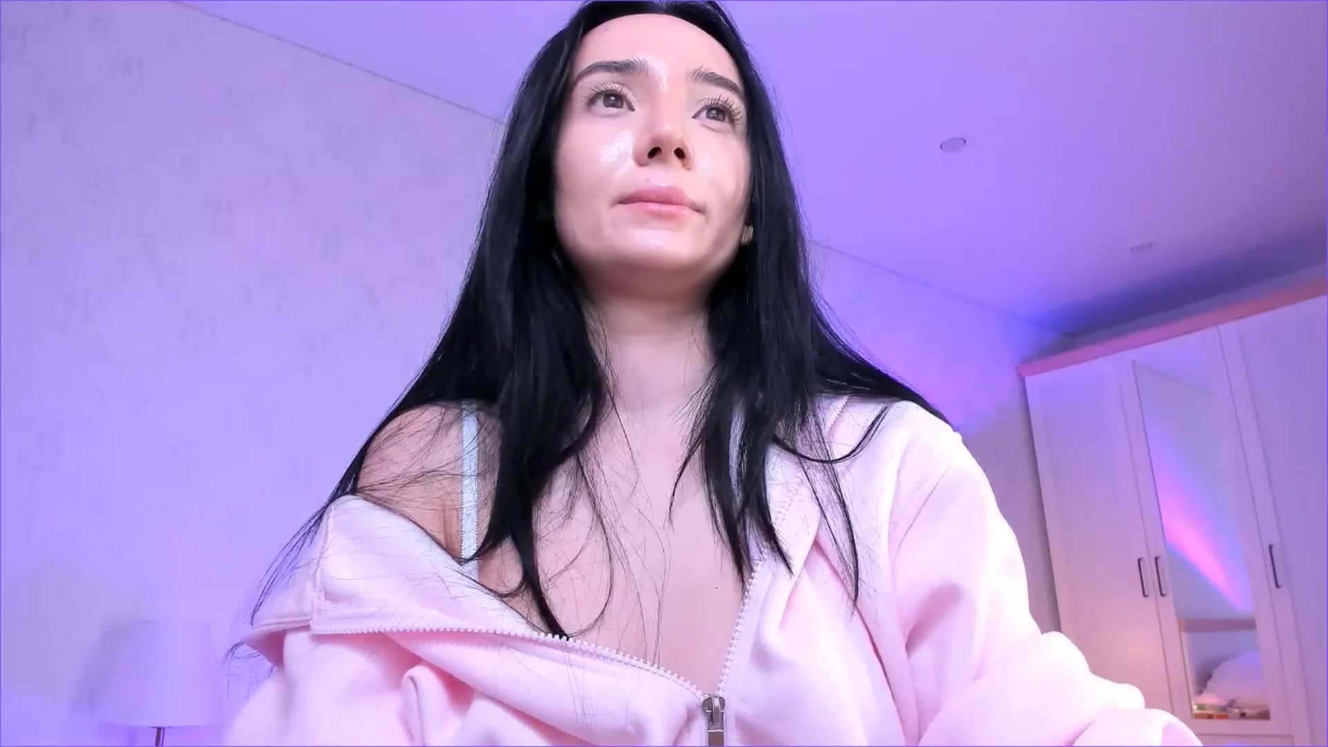 Gallery image thumbnail from Karlee_Grey_'s myfreecams stream on, 11/09/2025, 09:26 image 12 of 20