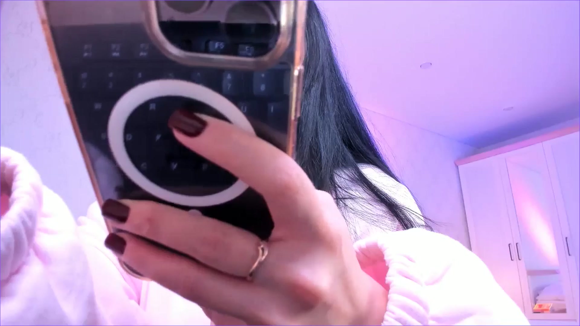Gallery image thumbnail from Karlee_Grey_'s myfreecams stream on, 11/18/2025, 08:05 image 5 of 20