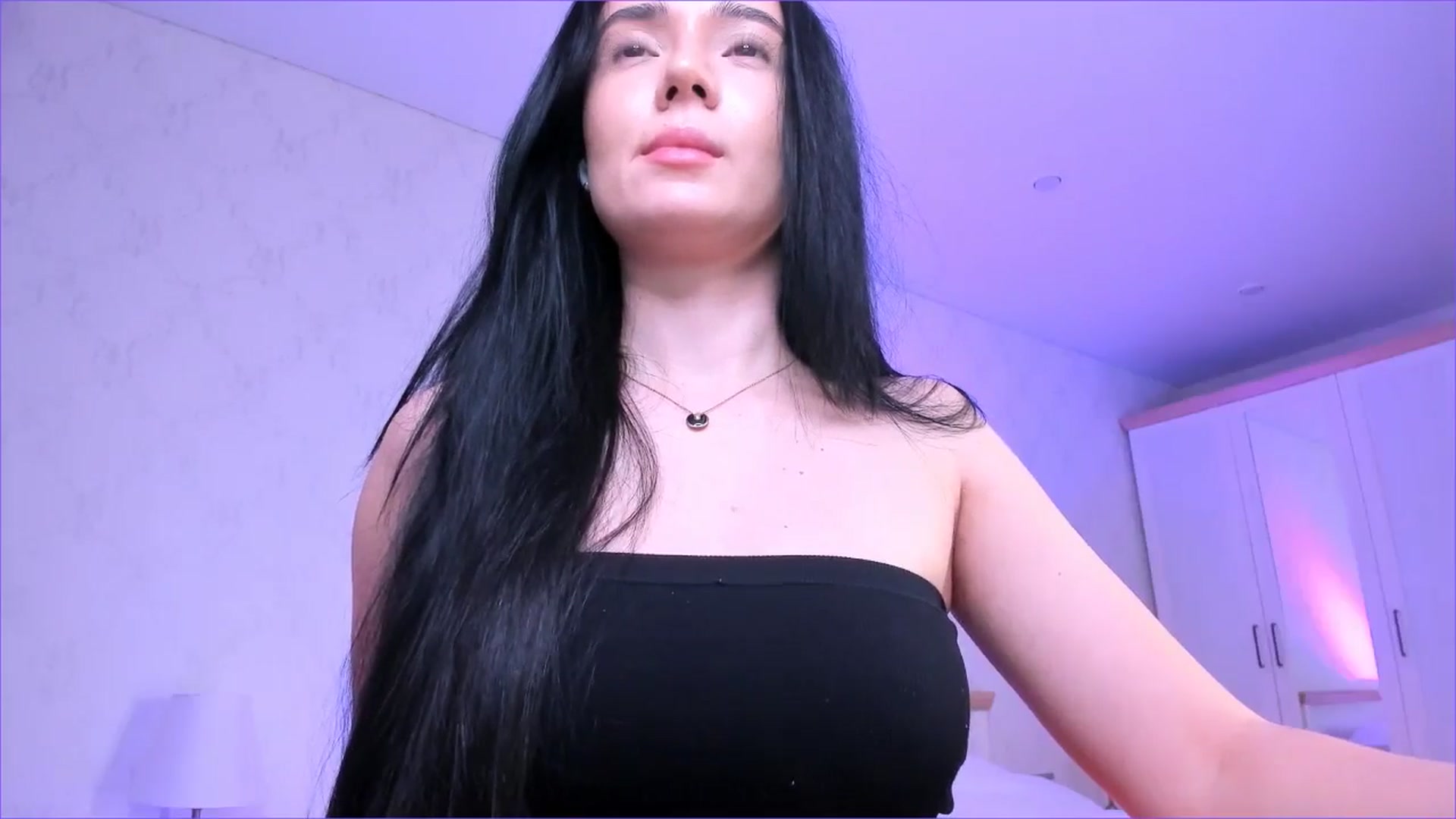 Gallery image thumbnail from Karlee_Grey_'s myfreecams stream on, 11/19/2025, 18:28 image 4 of 20