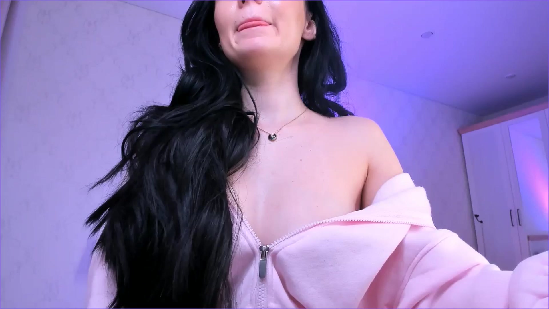 Gallery image thumbnail from Karlee_Grey_'s myfreecams stream on, 11/21/2025, 07:34 image 13 of 20