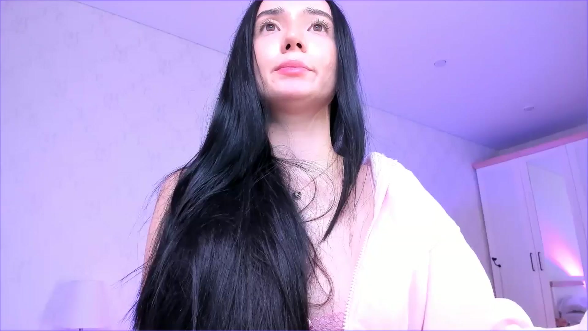 Gallery image thumbnail from Karlee_Grey_'s myfreecams stream on, 11/22/2025, 08:33 image 6 of 20