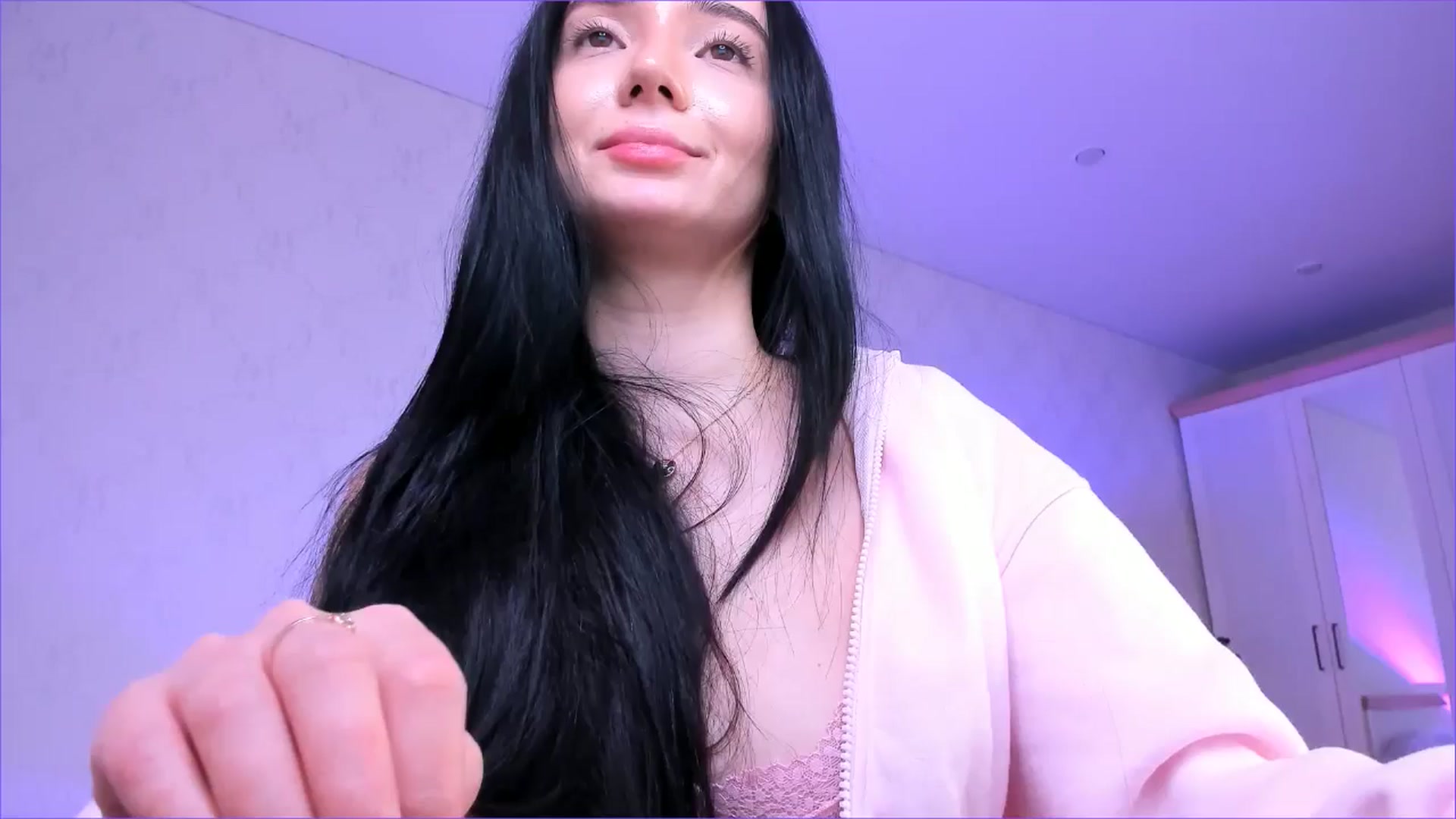 Gallery image thumbnail from Karlee_Grey_'s myfreecams stream on, 11/22/2025, 08:33 image 1 of 20