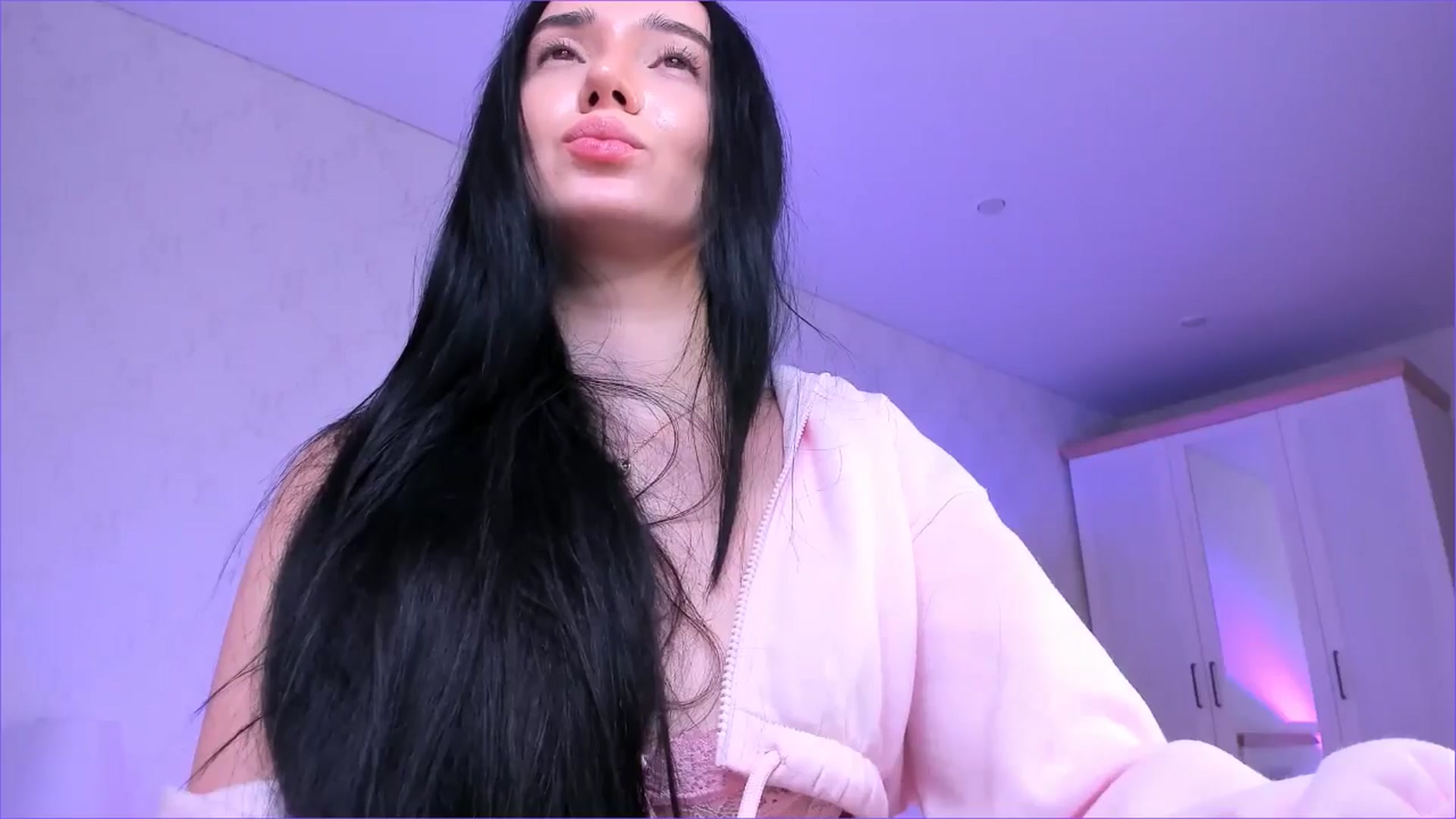 Gallery image thumbnail from Karlee_Grey_'s myfreecams stream on, 11/22/2025, 08:33 image 11 of 20
