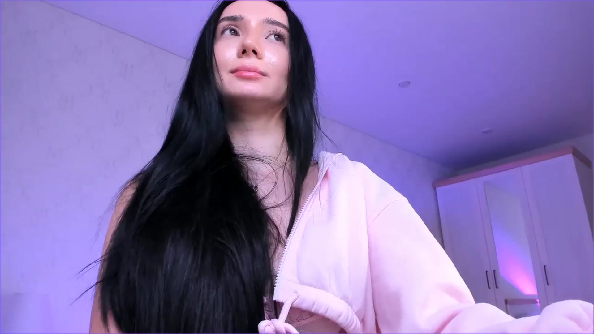 Gallery image thumbnail from Karlee_Grey_'s myfreecams stream on, 11/22/2025, 08:33 image 13 of 20