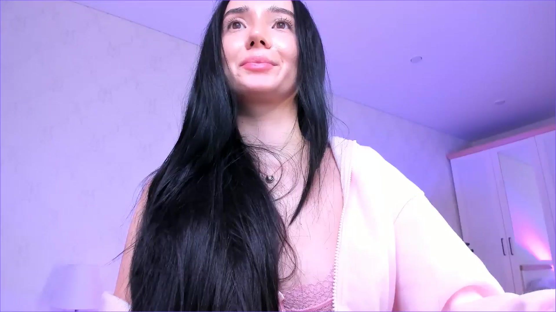 Gallery image thumbnail from Karlee_Grey_'s myfreecams stream on, 11/22/2025, 08:33 image 2 of 20