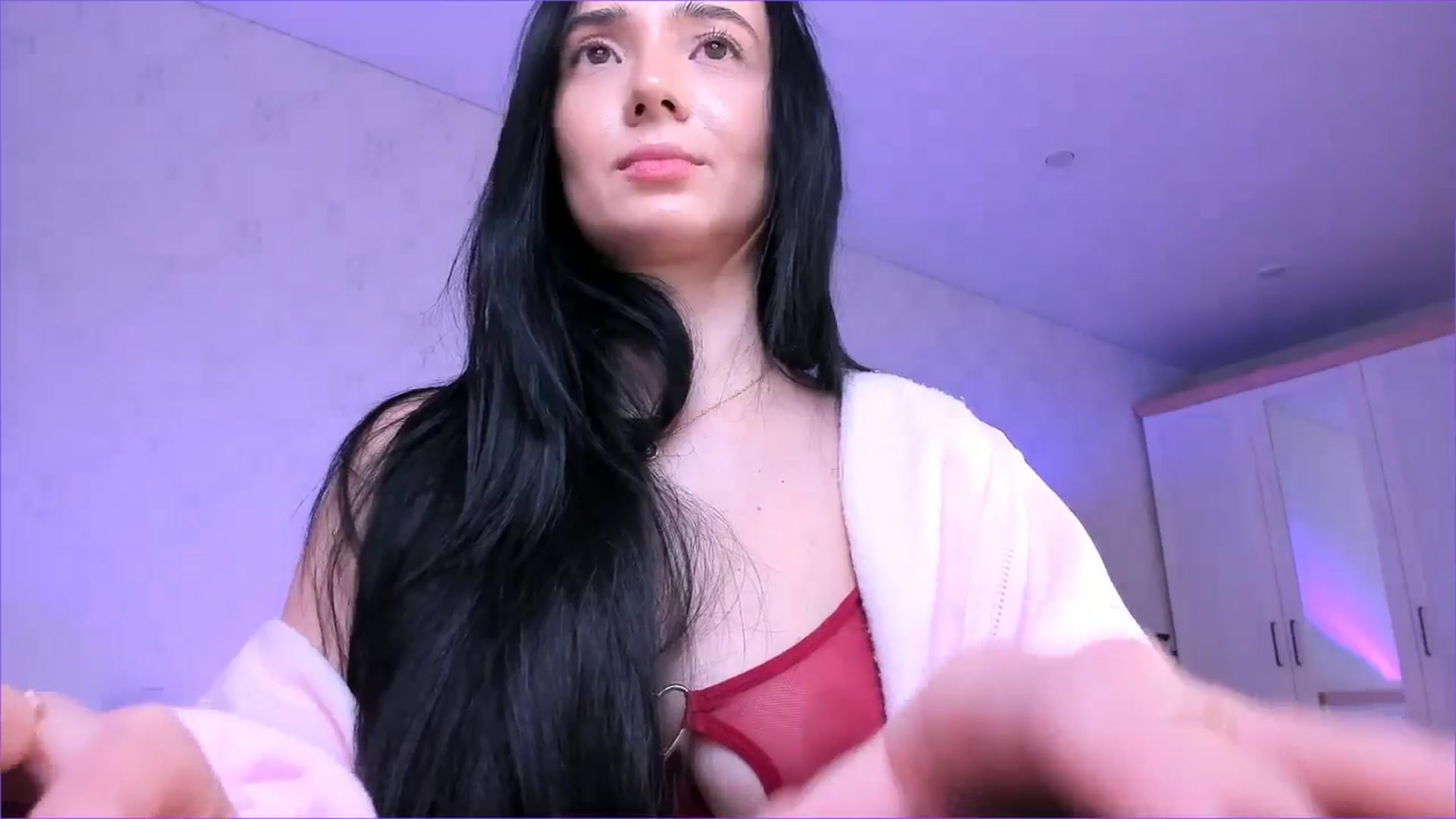 Gallery image thumbnail from Karlee_Grey_'s myfreecams stream on, 11/23/2025, 07:52 image 4 of 20