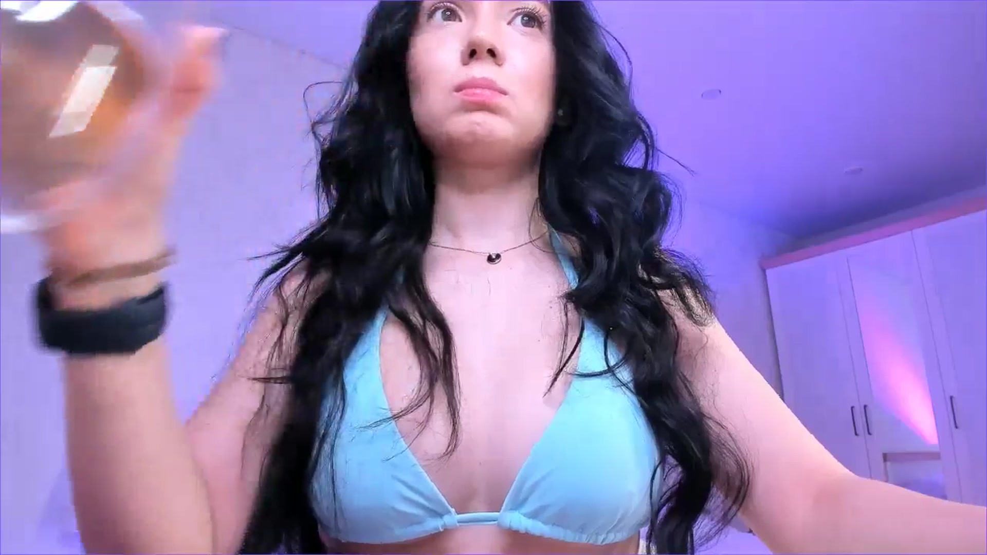 Gallery image thumbnail from Karlee_Grey_'s myfreecams stream on, 11/23/2025, 17:23 image 4 of 20