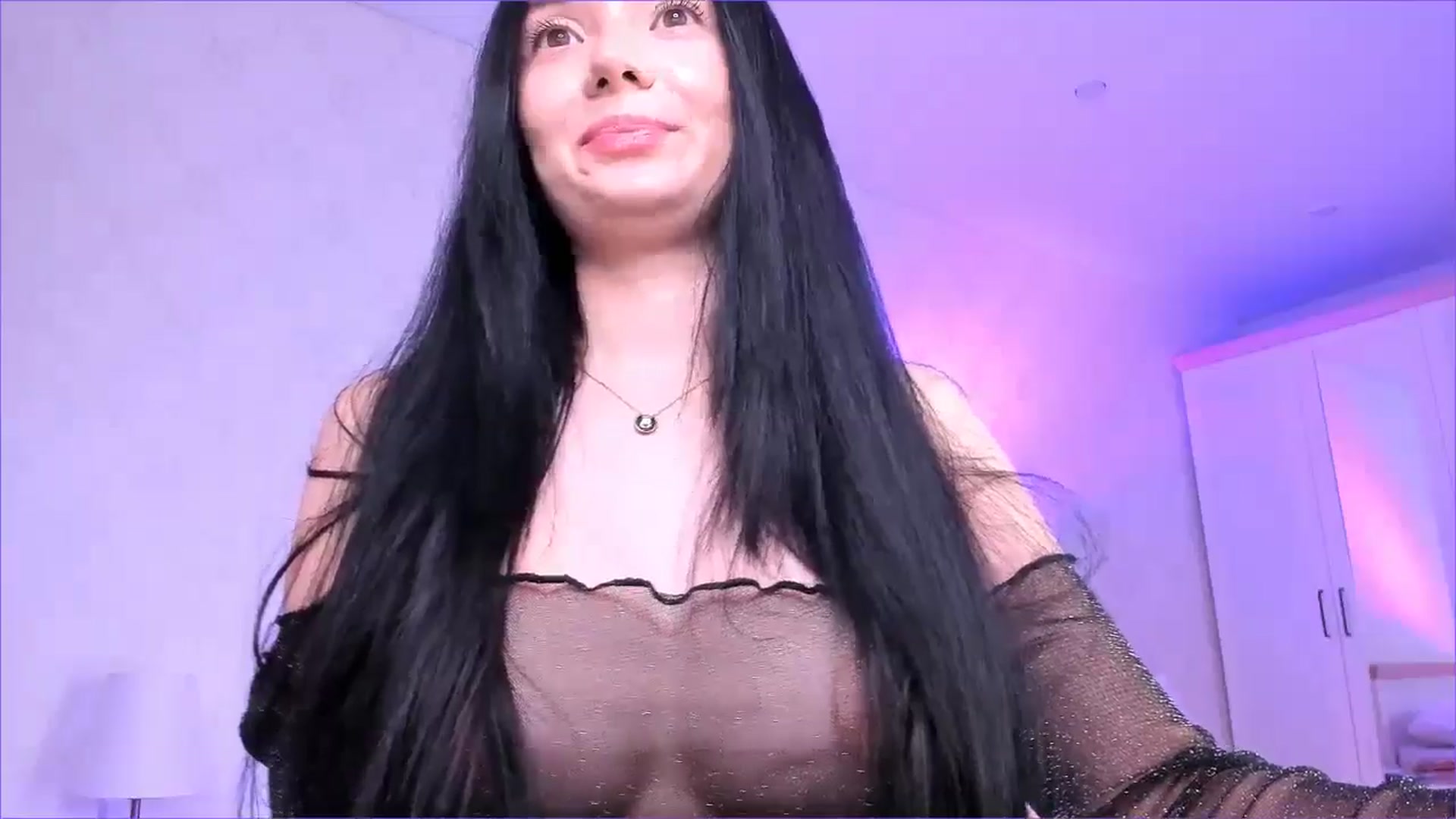 Gallery image thumbnail from Karlee_Grey_'s myfreecams stream on, 12/01/2025, 17:06 image 4 of 20